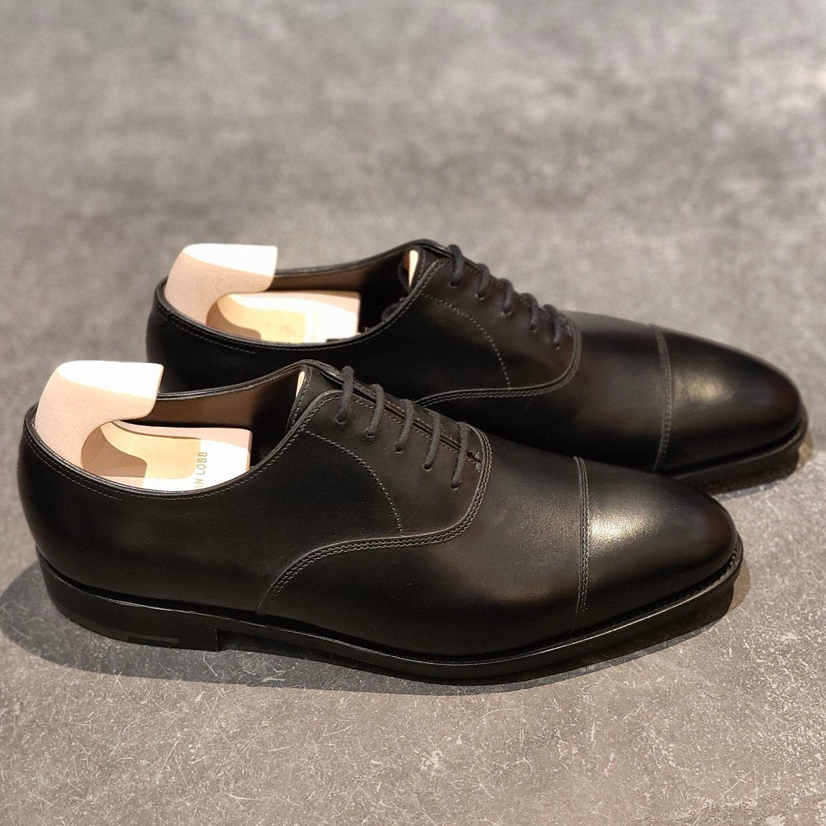 新品未使用【JOHN LOBB】ジョンロブ シティ2 ストレートチップ カーフ ブラック サイズUK6.5E 7000ラスト参考定価￥240,900-