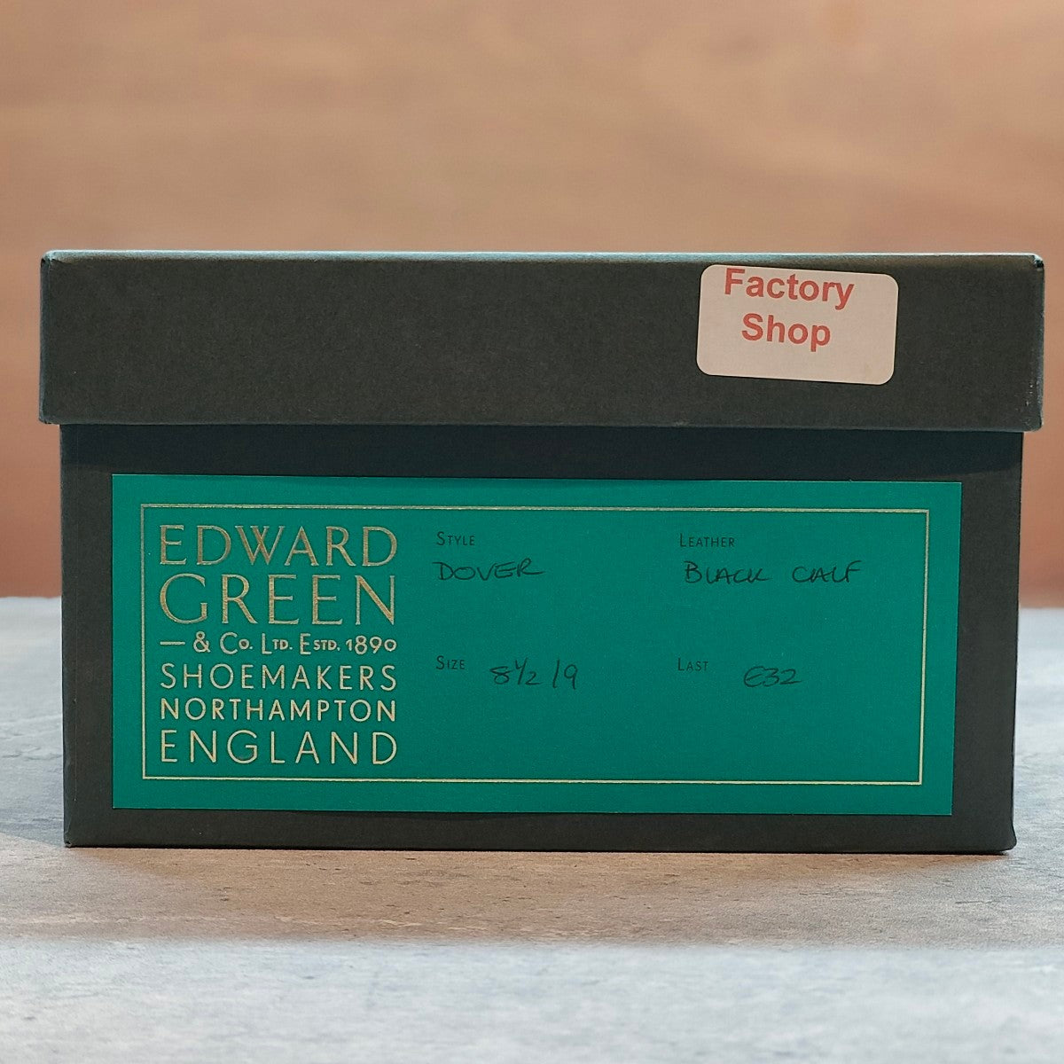 極美品 【EDWARD GREEN】エドワードグリーン ドーバー B品（ファクトリーショップ）Uチップ カーフ ブラック サイズUK8.5E 32ラスト 参考定価￥324,500-