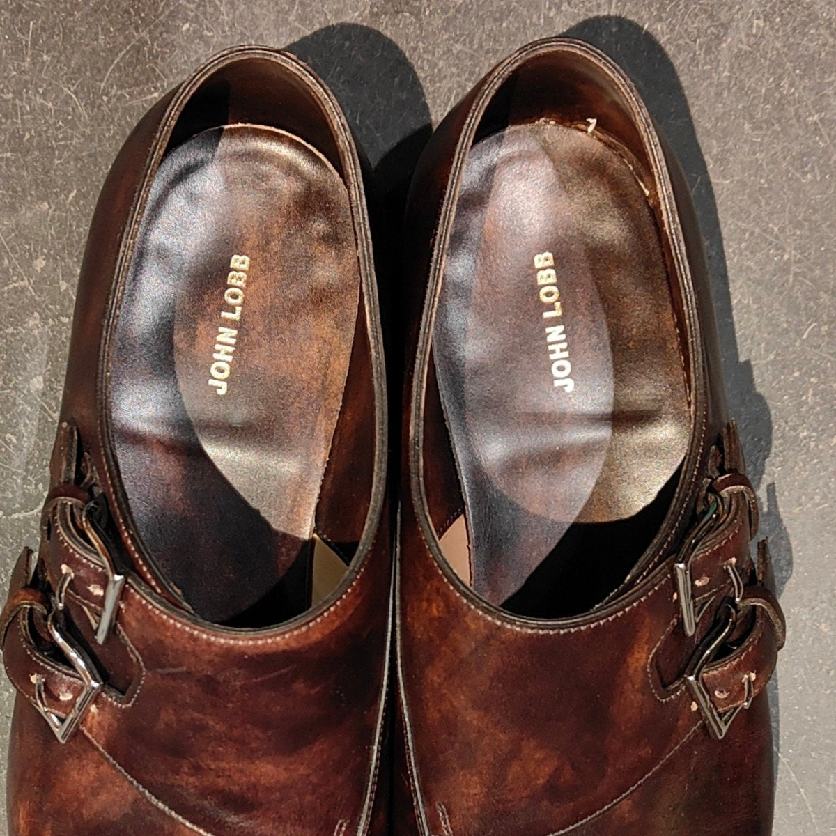 使用数回【JOHN LOBB】ジョンロブ チャペル プレステージライン ダブルモンクミュージアムカーフ ブラウン サイズ UK7.5E 8000ラスト 参考定価￥361,900-