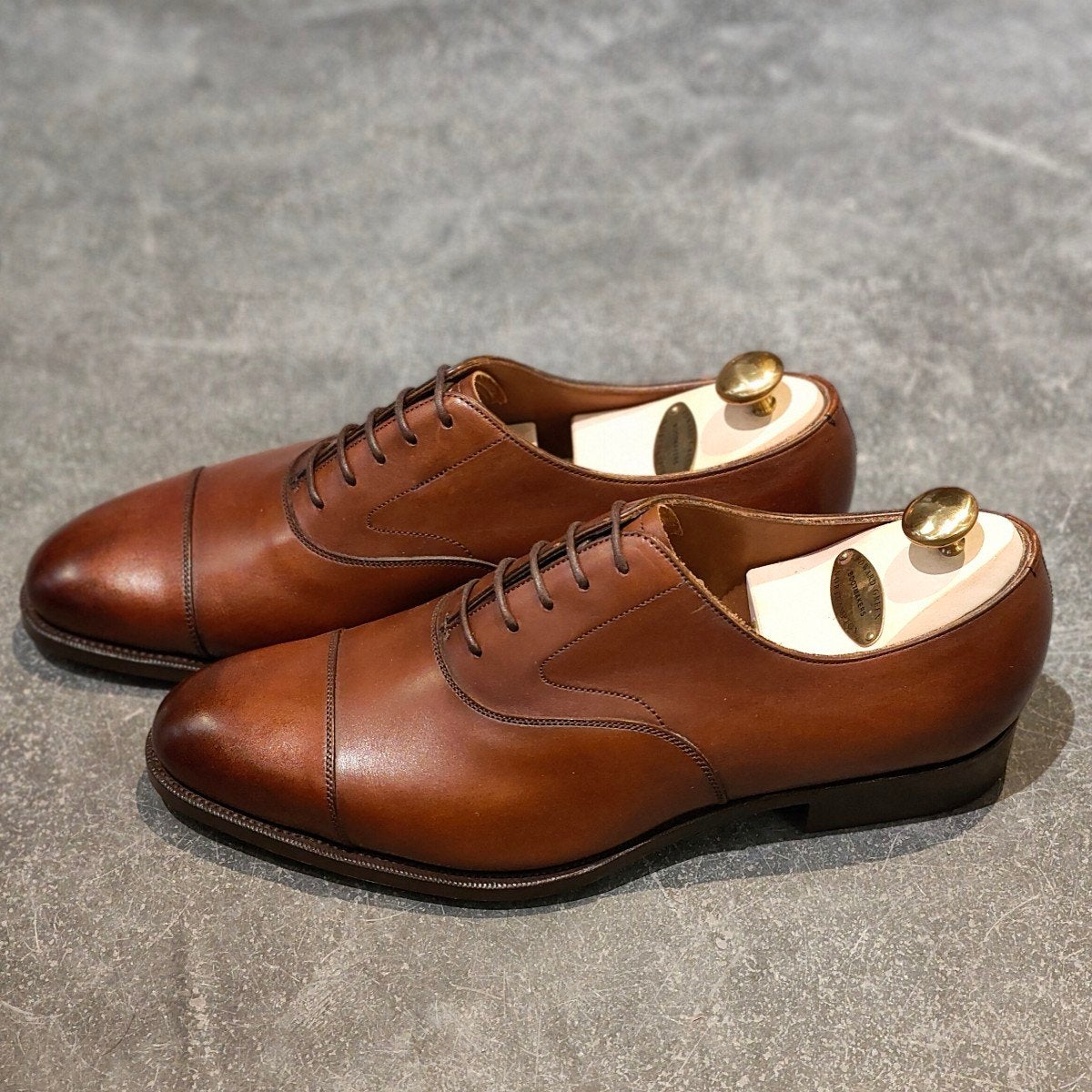 試着程度極美品【EDWARD GREEN】エドワードグリーン チェルシー リジェクト品 ストレートチップ カーフ ダークオークアンティーク サイズUK7.5E 82ラスト