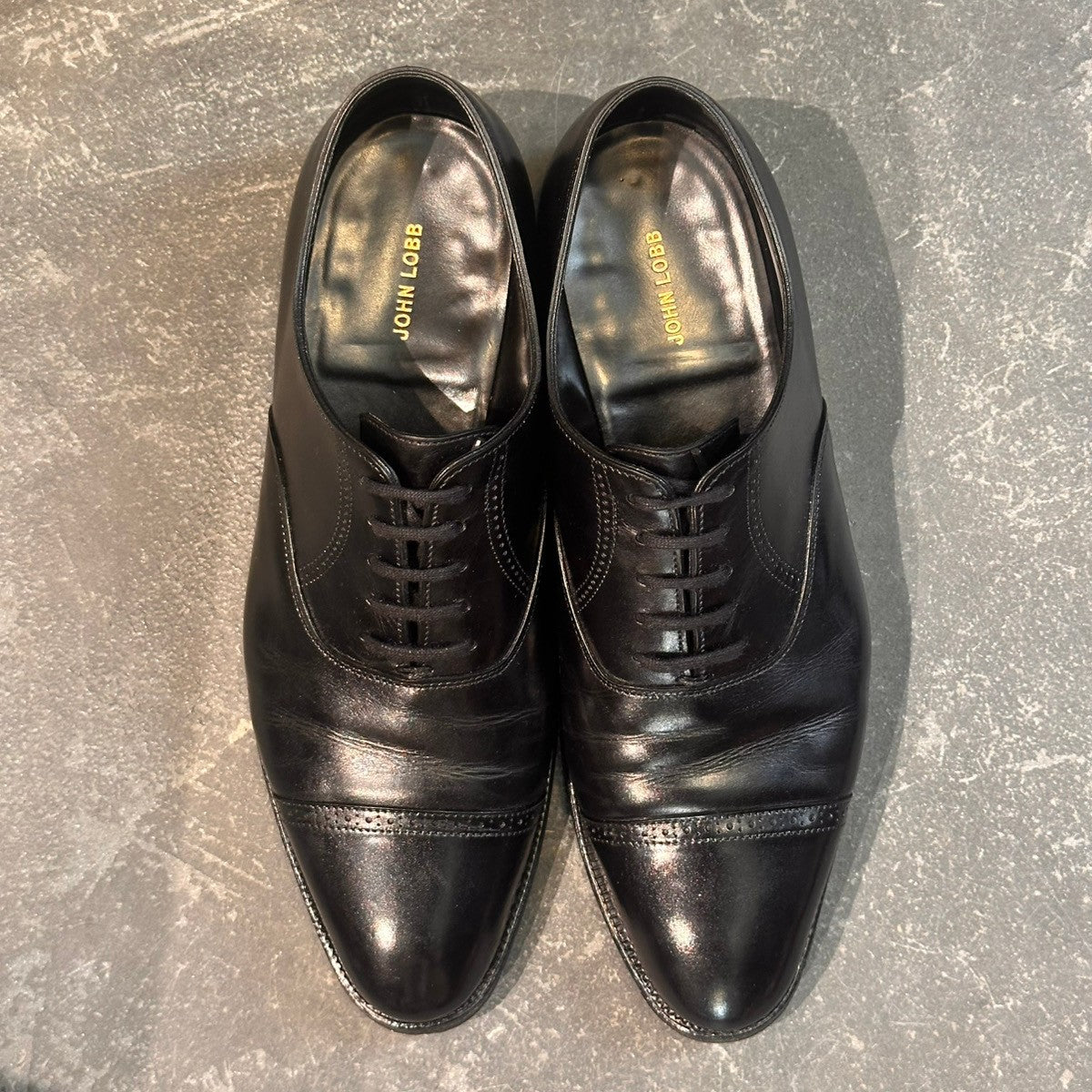【JOHN LOBB】ジョンロブ フィリップ2 パンチドキャップトゥ カーフ ブラック サイズUK6E 7000ラスト