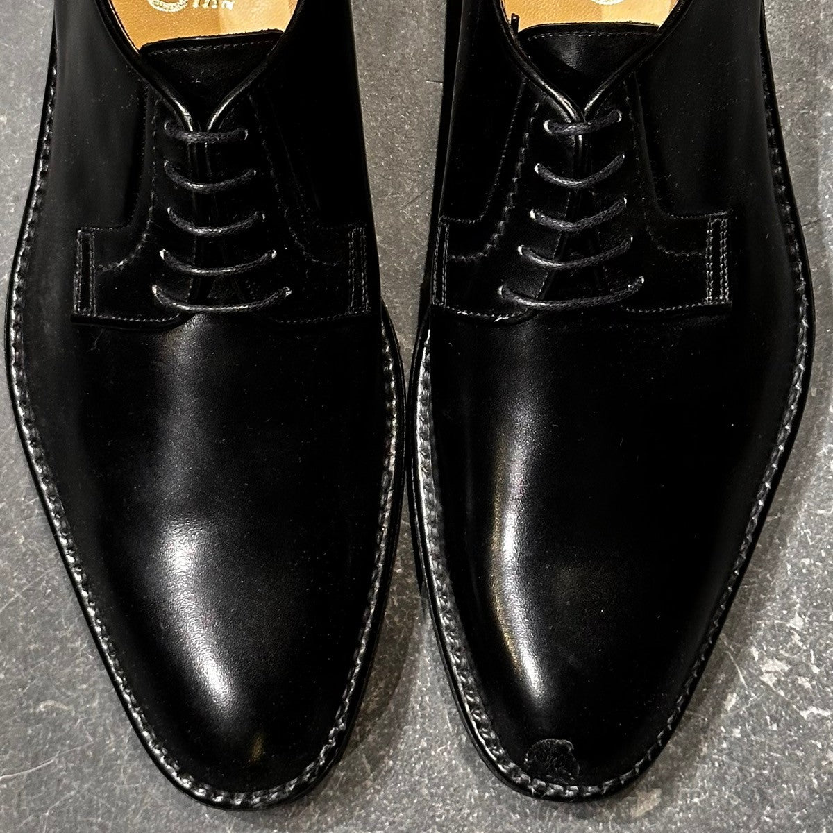 未使用品【Salvatore Ferragamo】サルヴァトーレ フェラガモ  プレーントゥ カーフ ブラック サイズUK9D