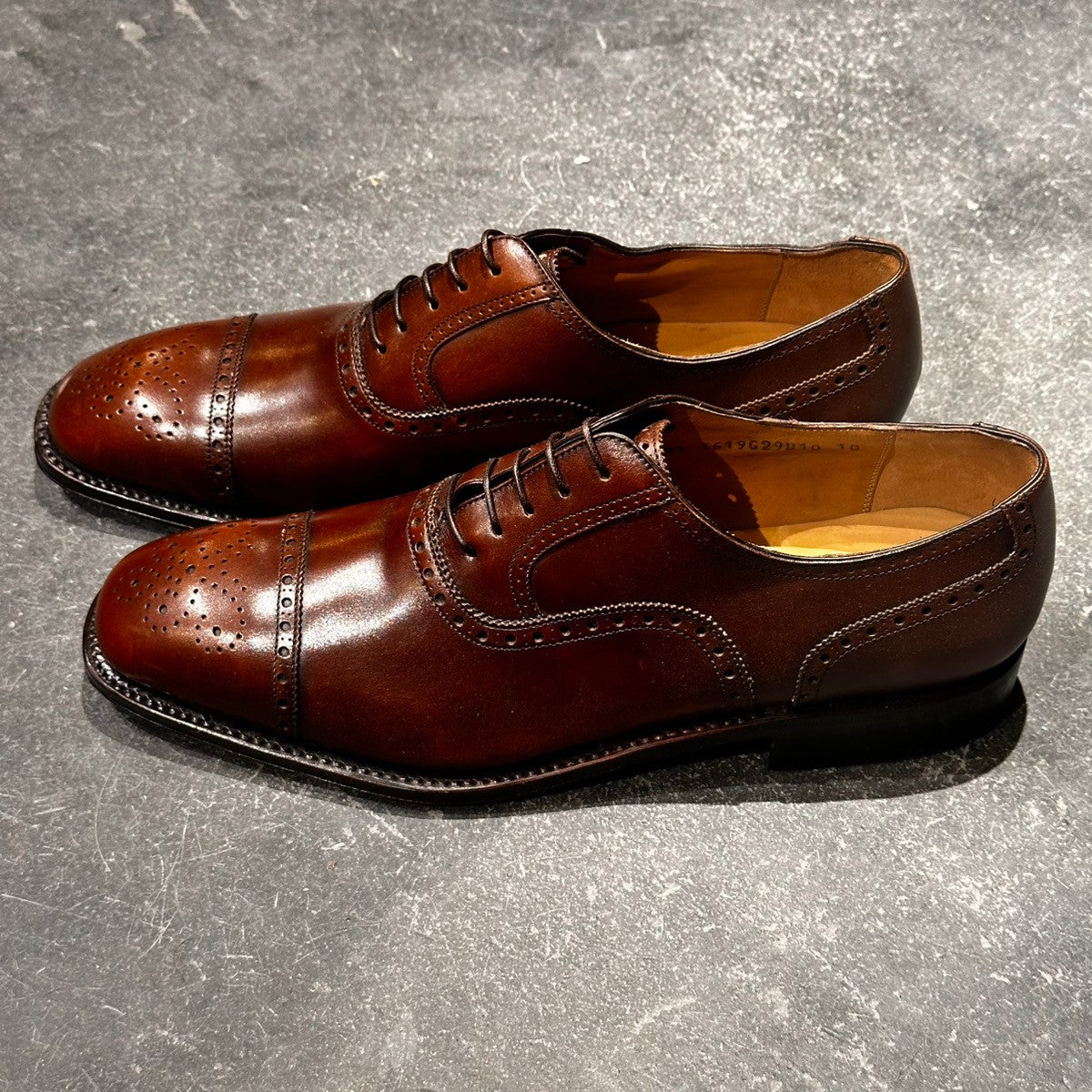 未使用品【Salvatore Ferragamo】サルヴァトーレ フェラガモ セミブローグ TD6881 カーフ ブラウン サイズUK10D