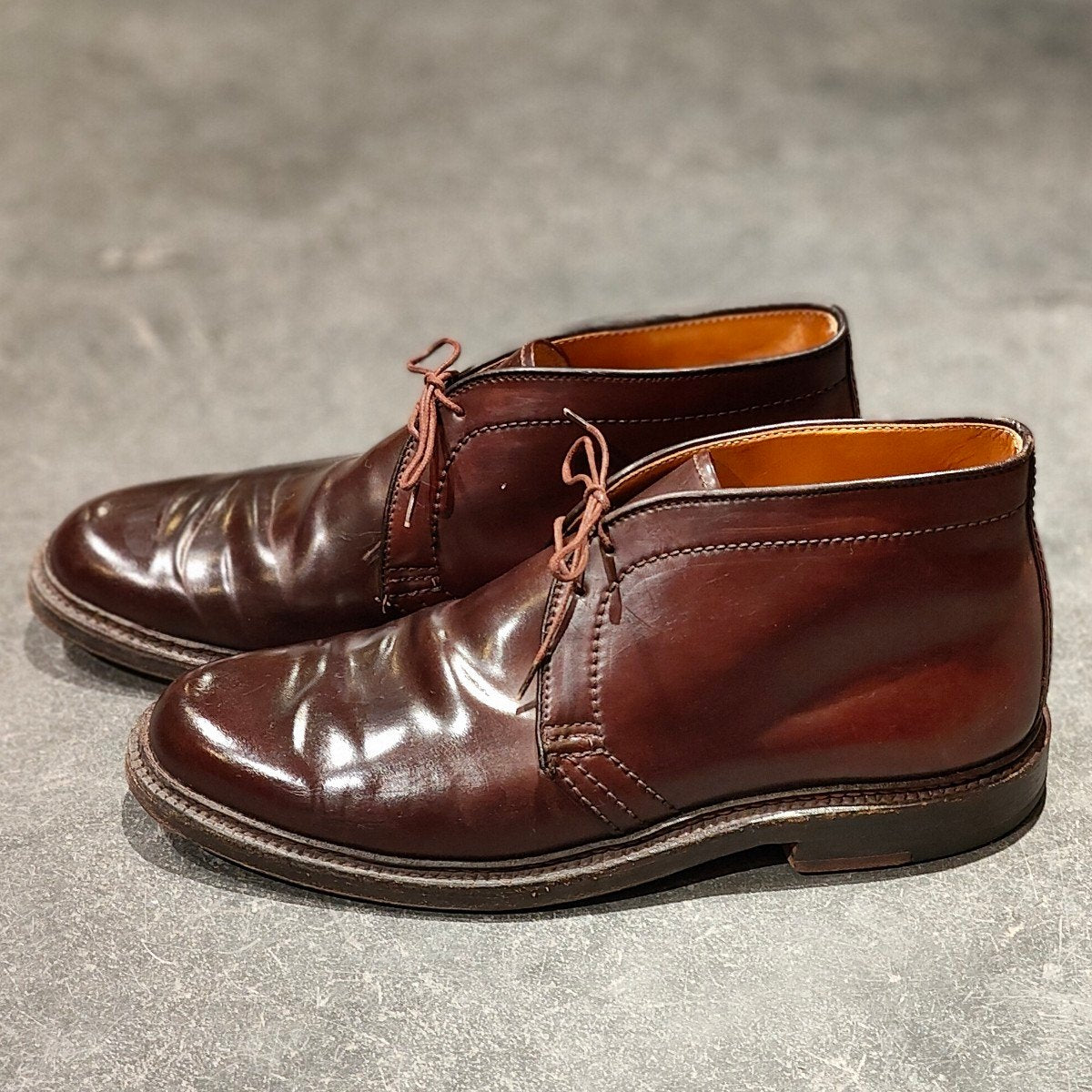 美品【ALDEN】オールデン チャッカブーツ 1339 コードバン ダークバーガンディ サイズUS9E バリーラスト 参考定価￥225,500-
