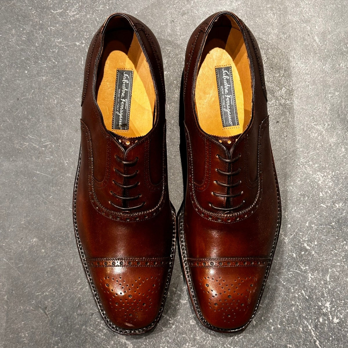 未使用品【Salvatore Ferragamo】サルヴァトーレ フェラガモ セミブローグ TD6881 カーフ ブラウン サイズUK10D