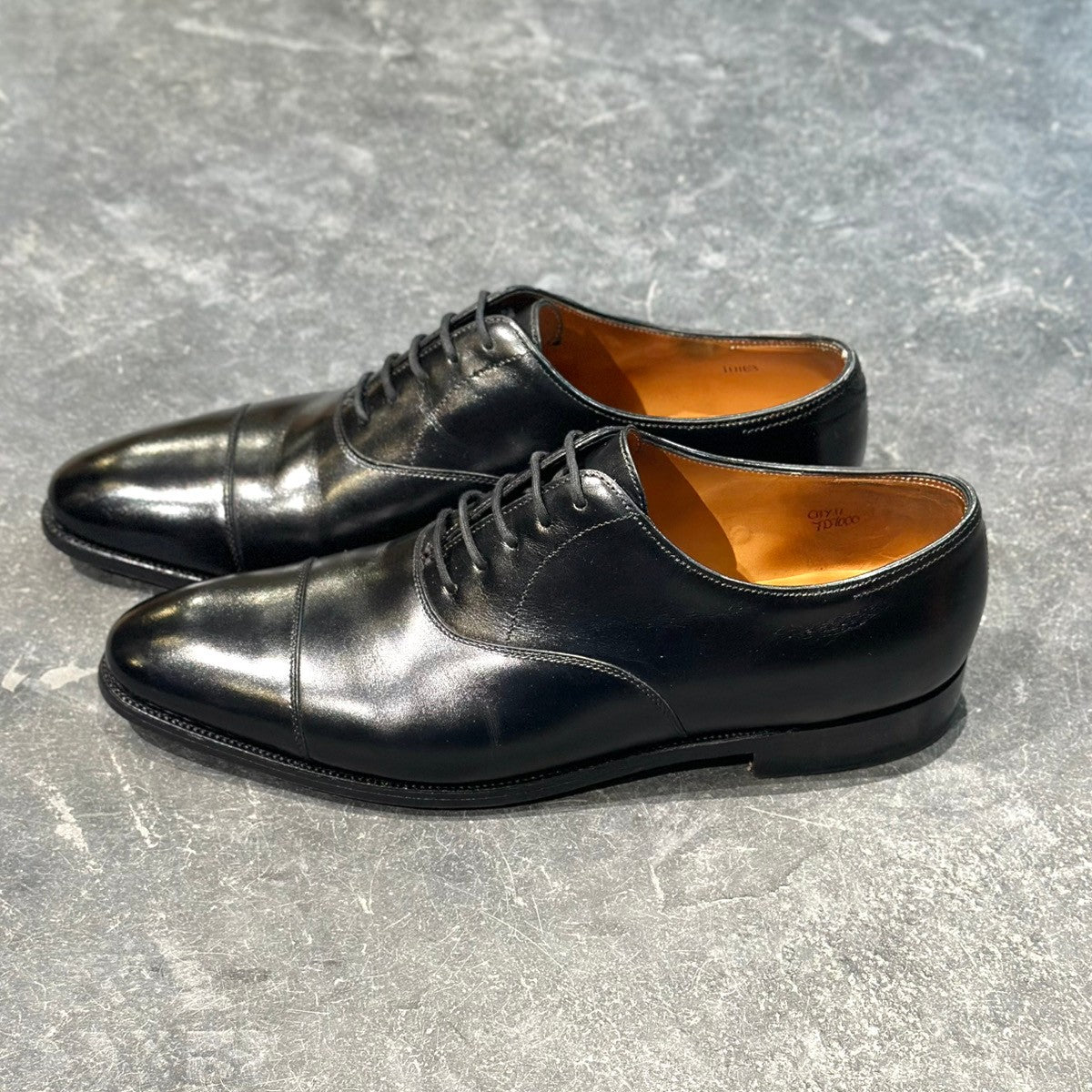 極美品【JOHNLOBB】ジョンロブ シティ2 ストレートチップ ブラック カーフ 7000ラスト サイズUK7D 7000ラスト