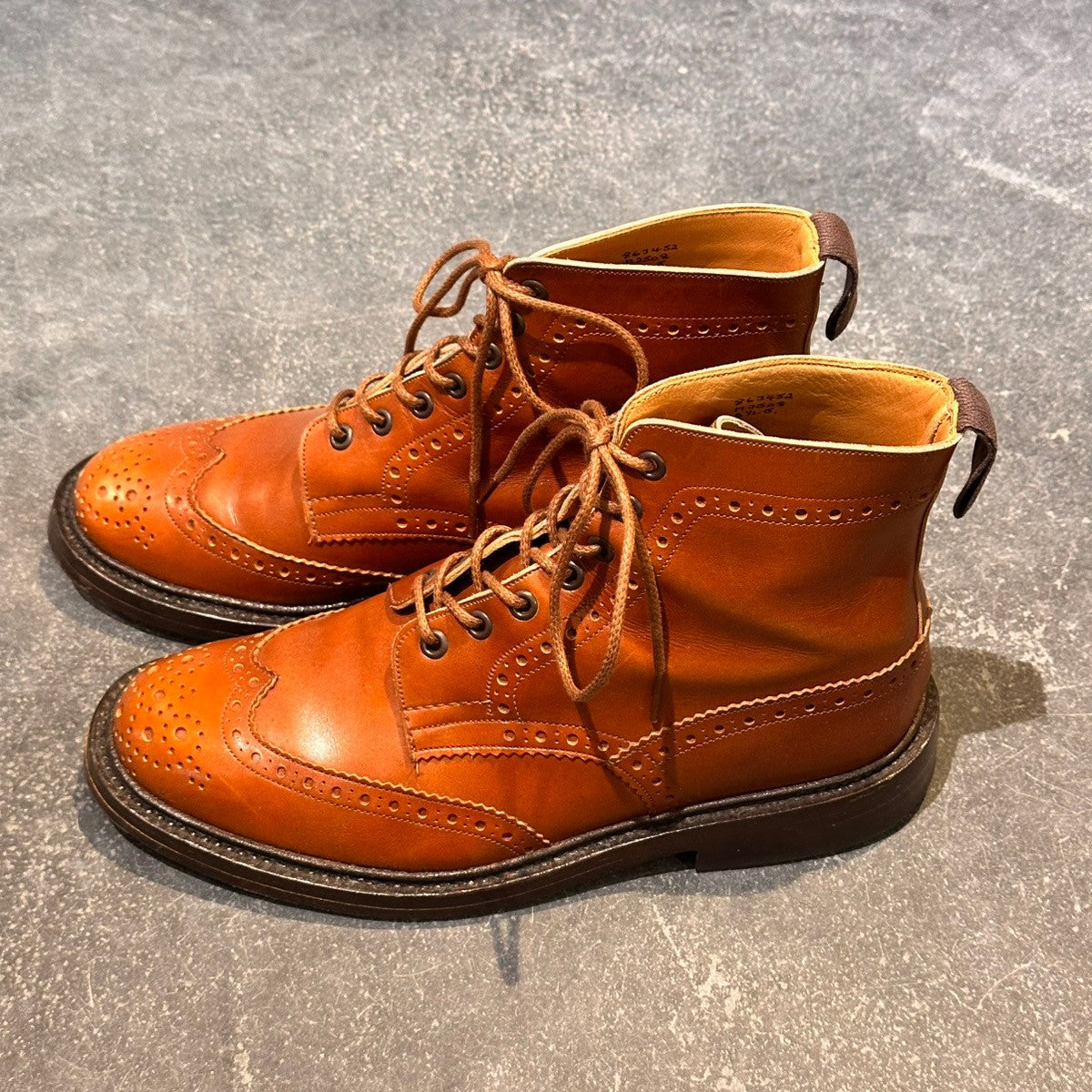 【Tricker's】トリッカーズ モールトン M2508 カントリーブーツ ウイングチップ カーフ ブラウン サイズUK8.5