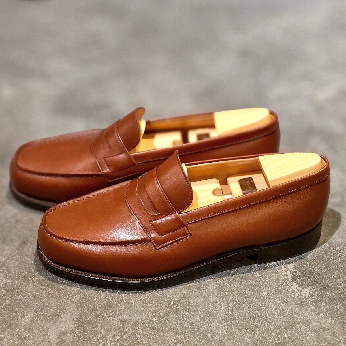 使用数回 【J.M.WESTON】ジェイエムウエストン 180 シグニチャーローファー ボックスカーフ タンブラウン サイズUK7E 41ラスト 参考定価￥165,000-