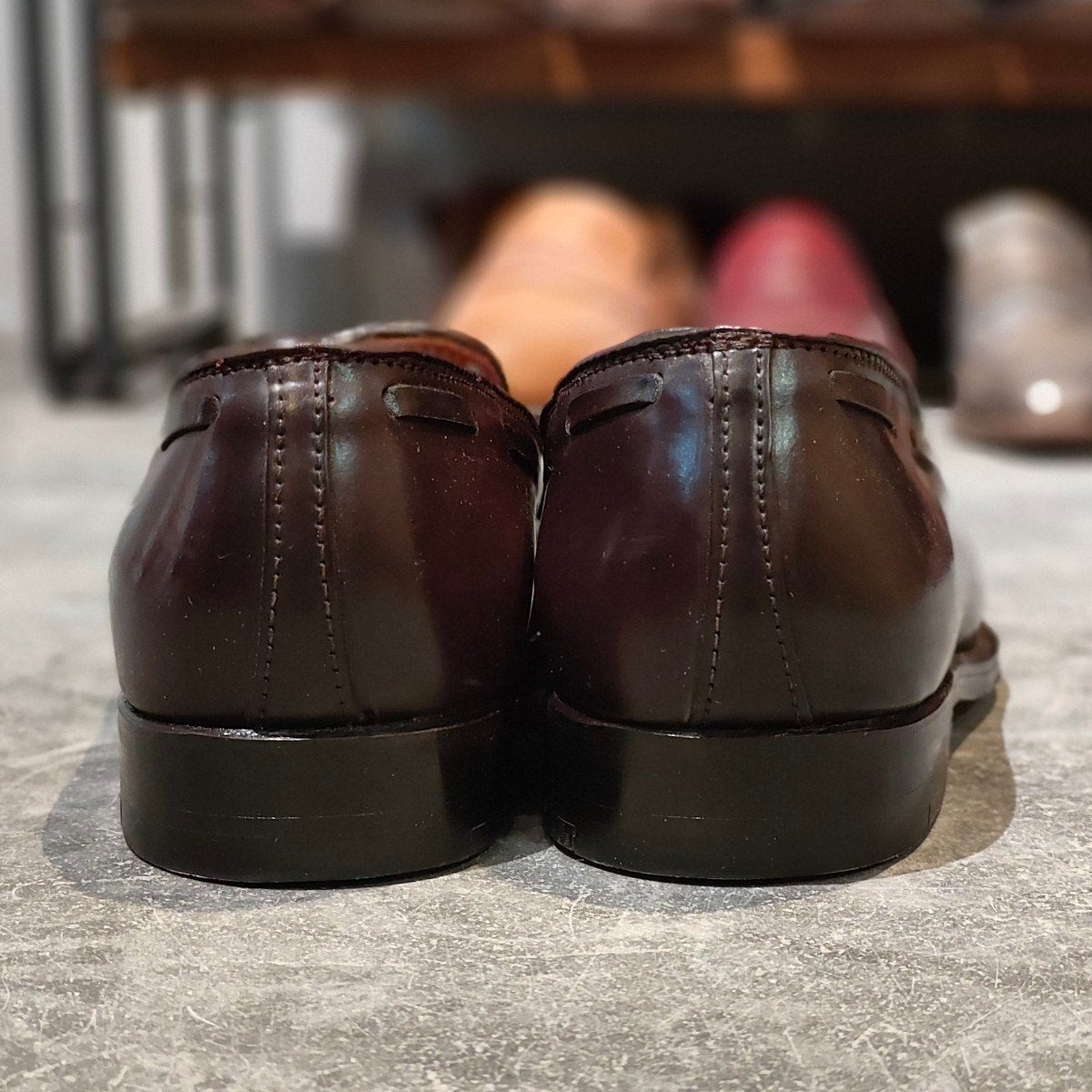 試着程度【ALDEN】オールデン 563 R品 タッセルローファー コードバン ダークバーガンディ サイズUS7D アバディーンラスト 参考定価￥217,800-