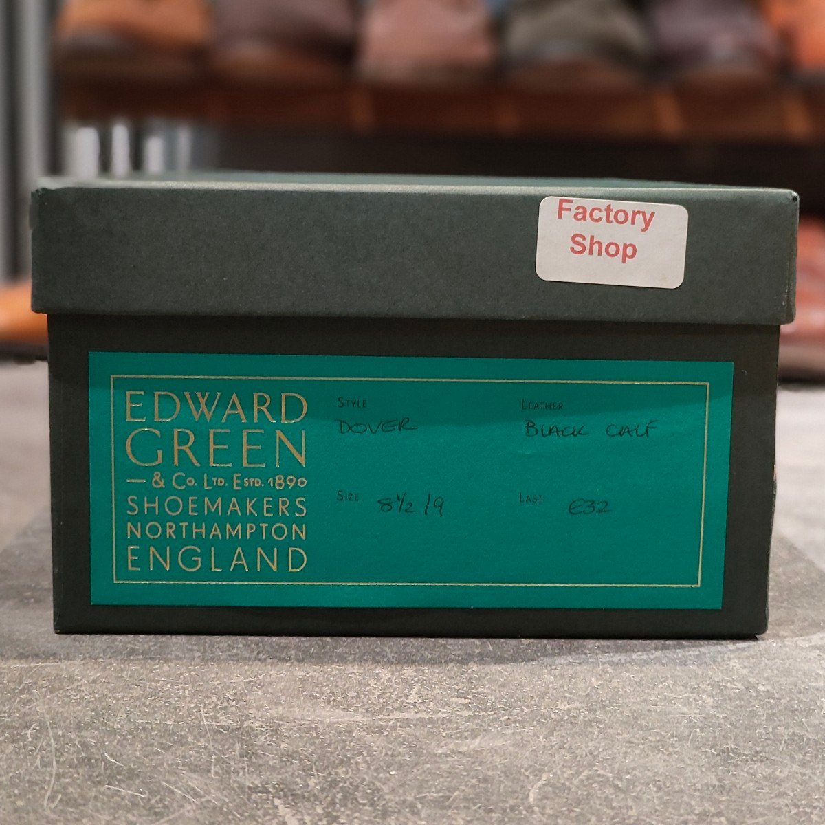 極美品 【EDWARD GREEN】エドワードグリーン ドーバー B品（ファクトリーショップ）Uチップ カーフ ブラック サイズUK8.5E 32ラスト 参考定価￥324,500-