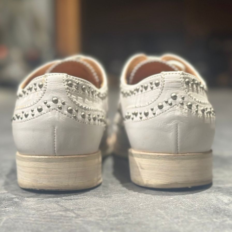 【極美品】Church’s チャーチ DEUCE 65 ヌバック　白　ホワイト church's】チャーチ ビジネスシューズ ホワイト（白） サイズ 37