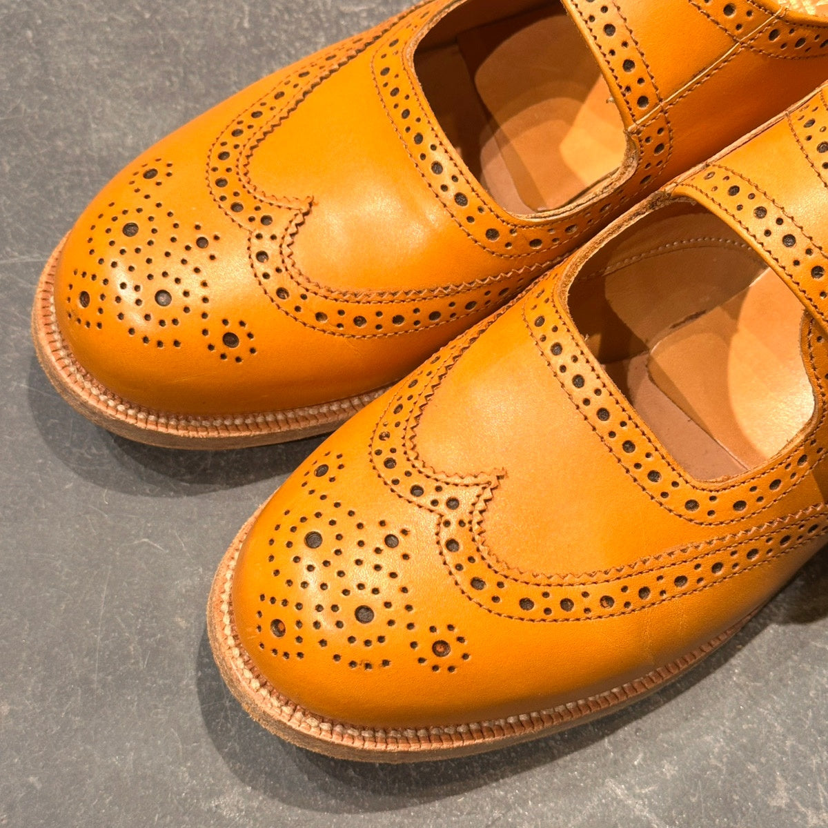 美品【Tricker’s】トリッカーズ ストラップシューズ  メリージェーン L6C11 カーフ エイコンアンティーク サイズUK6