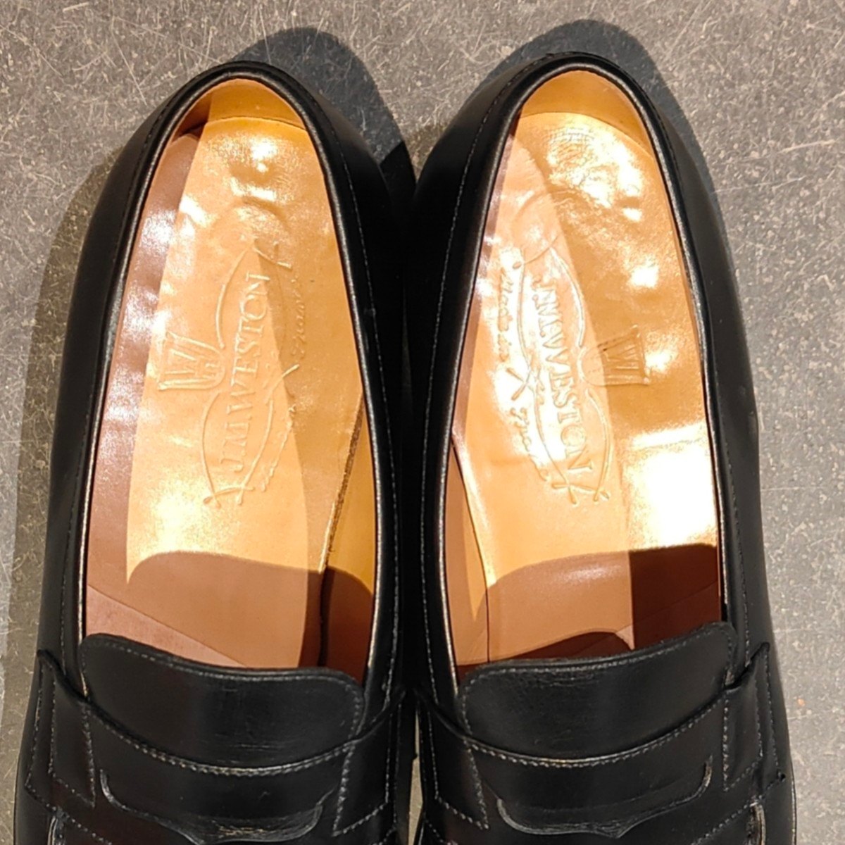 美品 【J.M.WESTON】ジェイエムウエストン 180 シグニチャーローファー ボックスカーフ ブラック サイズ UK6C 41ラスト 参考定価￥156,200-