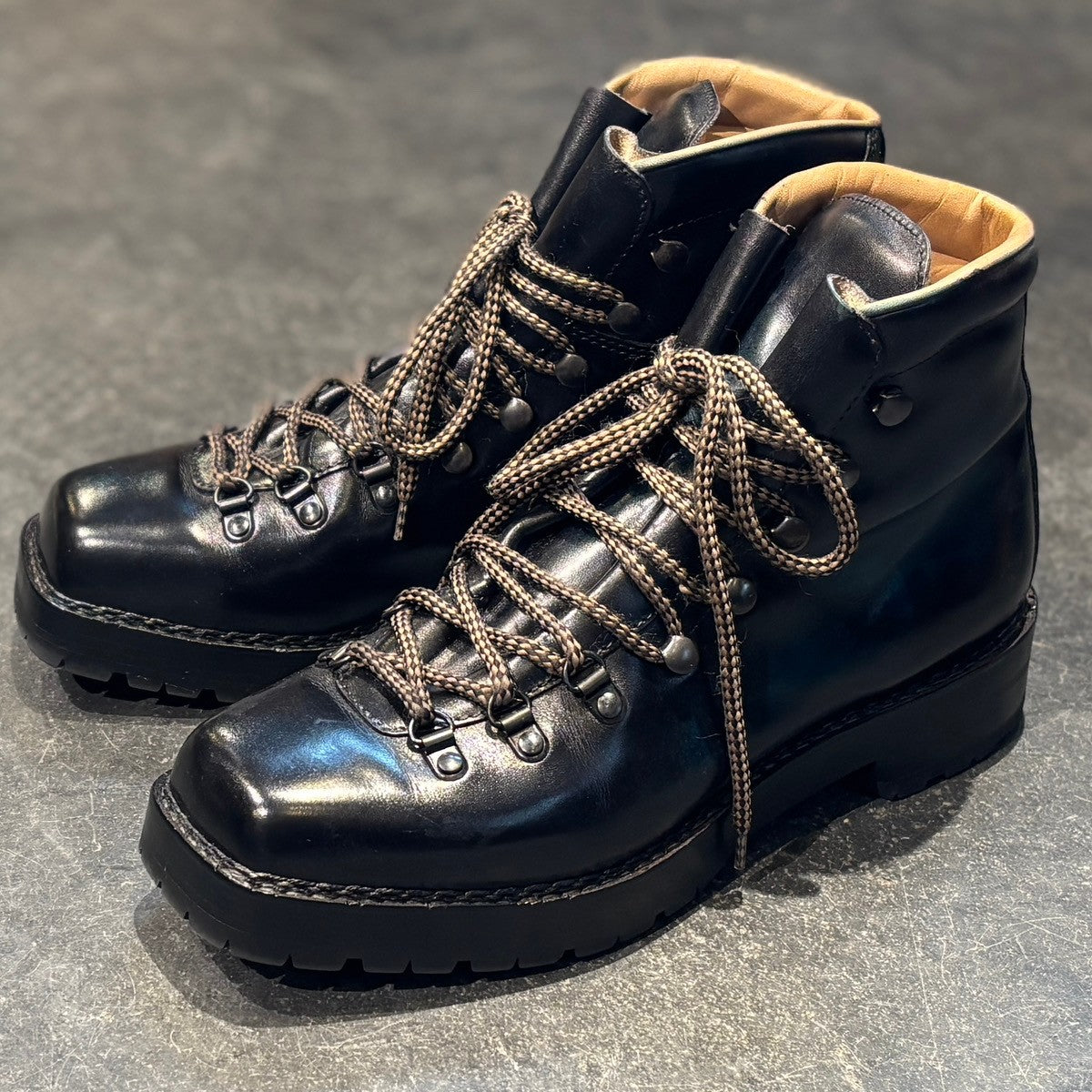 【F.LLI.Giacometti】フラテッリジャコメッティ マウンテンブーツ マルモラーダ  カーフ パティーヌ ブラック サイズ41