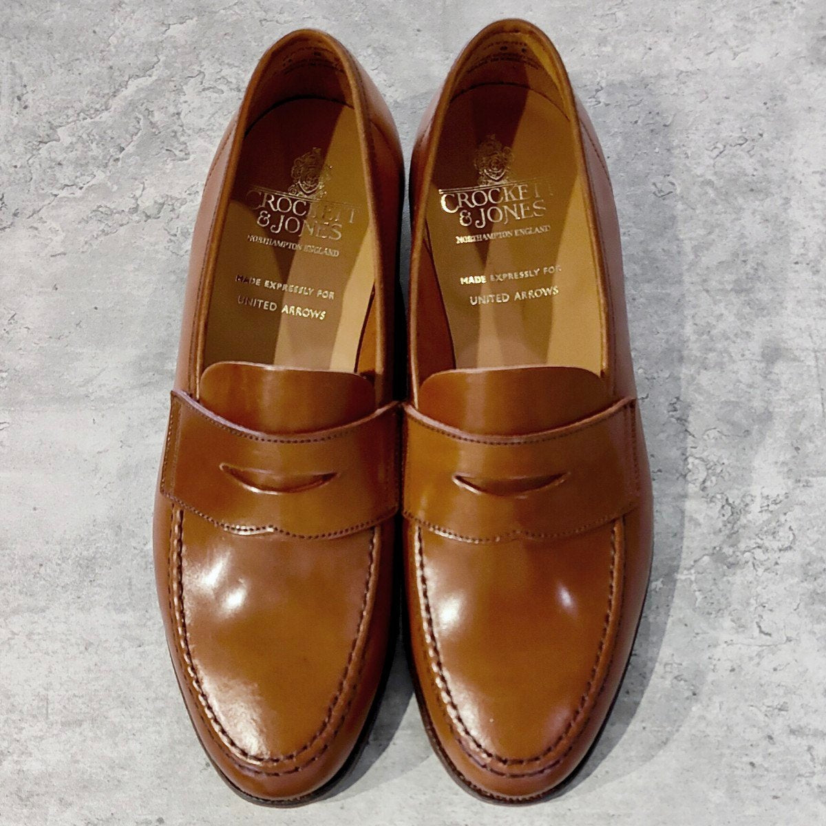 希少 未使用【Crockett&Jones】クロケット&ジョーンズ ユナイテッドアローズ別注 ハーバード コインローファー アンラインド コードバン ウイスキー サイズUK8E 314ラスト