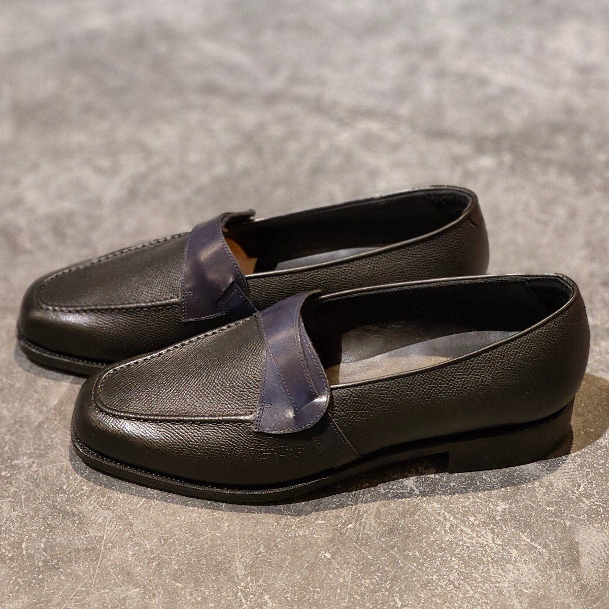 新品未使用【ORIENTAL】オリエンタル 8500 バタフライローファー グレインレザーカーフコンビ ブラックブルー サイズ US7.5