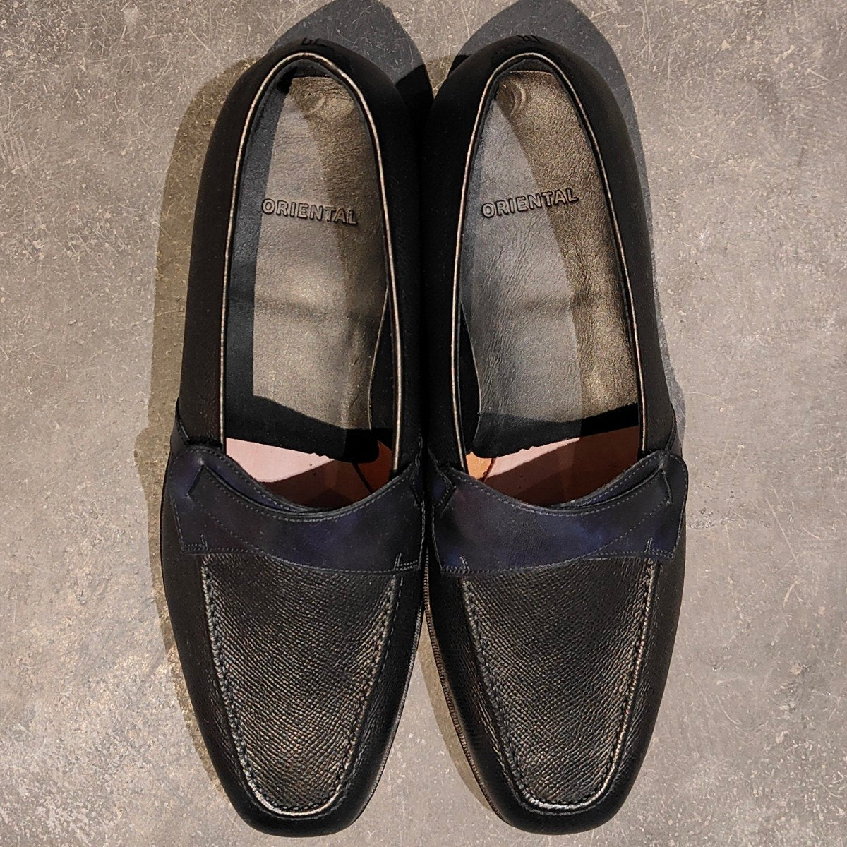 新品未使用【ORIENTAL】オリエンタル 8500 バタフライローファー グレインレザーカーフコンビ ブラックブルー サイズ US7.5