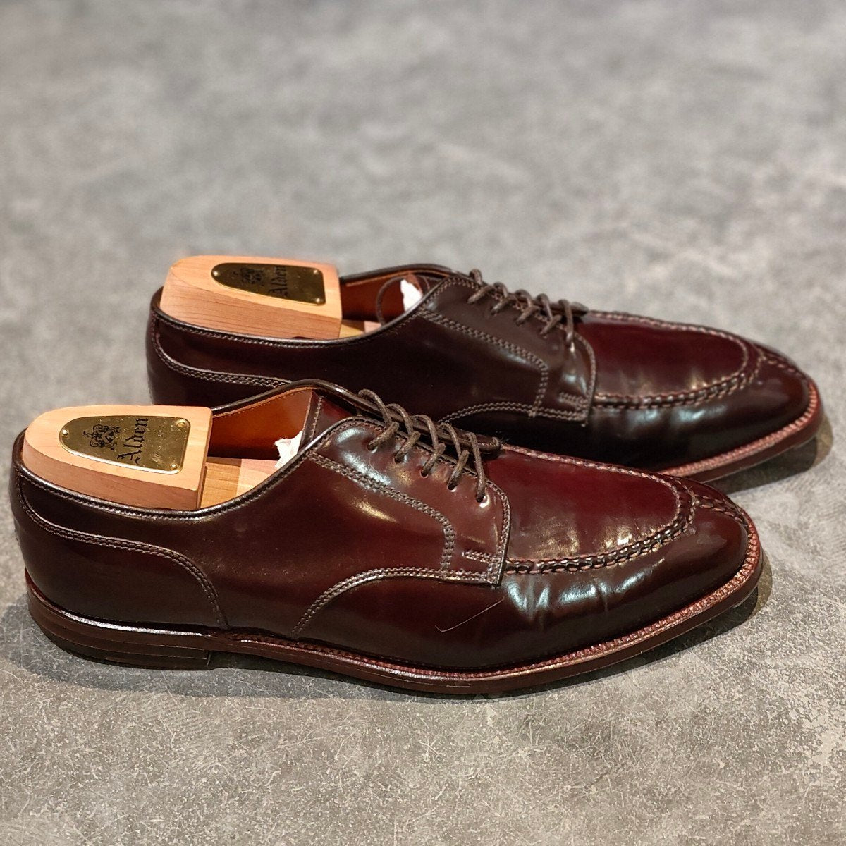 極美品【ALDEN】レザーシューズ D8601 NST Uチップ コードバン ダークバーガンディ サイズUS10D プラザラスト