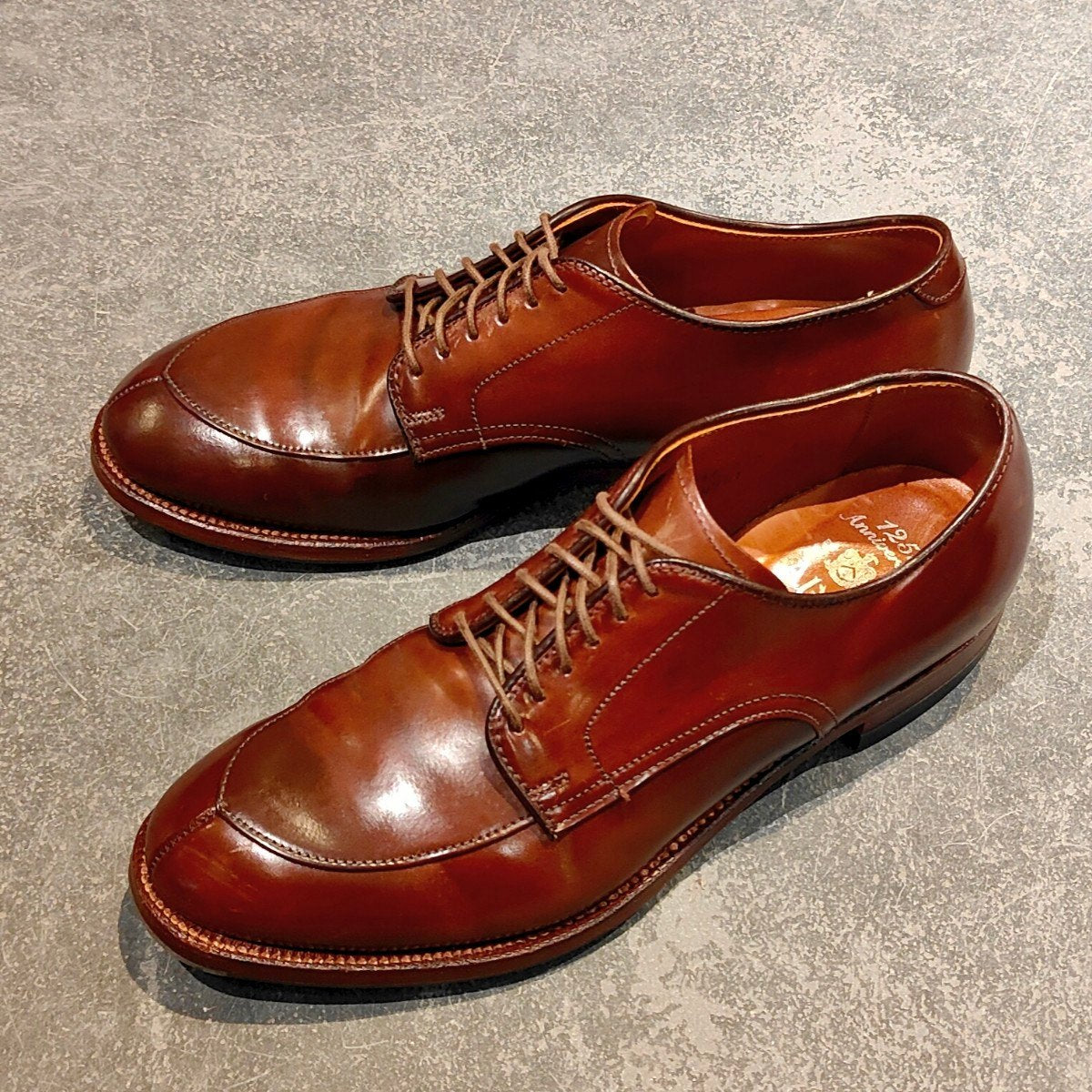 希少【ALDEN】オールデン 125周年記念限定モデル 54951 Vチップ コードバン ダークブラウン サイズUS7.5D モディファイドラスト