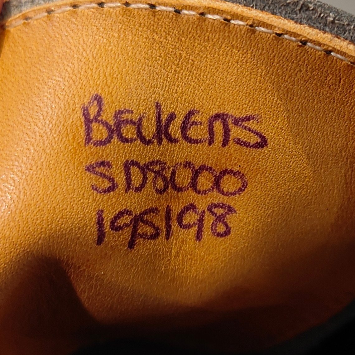 使用数回【JOHN LOBB】ジョンロブ プレスレージラウン ベケット ホールカット ミュージアムカーフ ブラック サイズUK5D 8000ラスト 参考定価￥365,200-