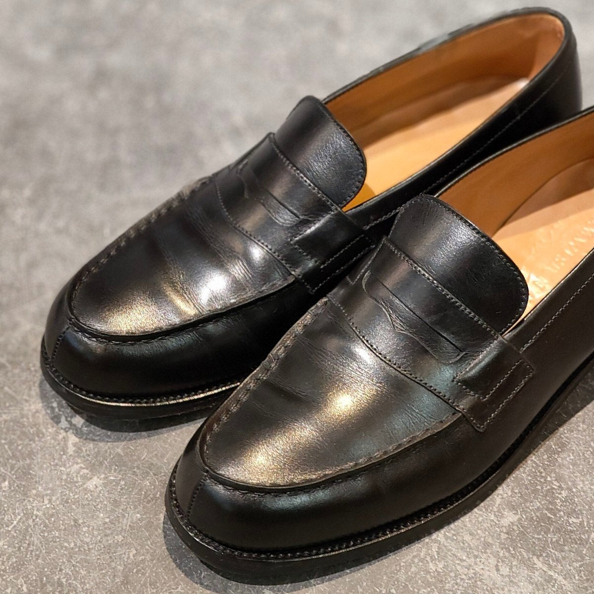 美品 【J.M.WESTON】ジェイエムウエストン 180 シグニチャーローファー ボックスカーフ ブラック サイズ UK6C 41ラスト 参考定価￥156,200-