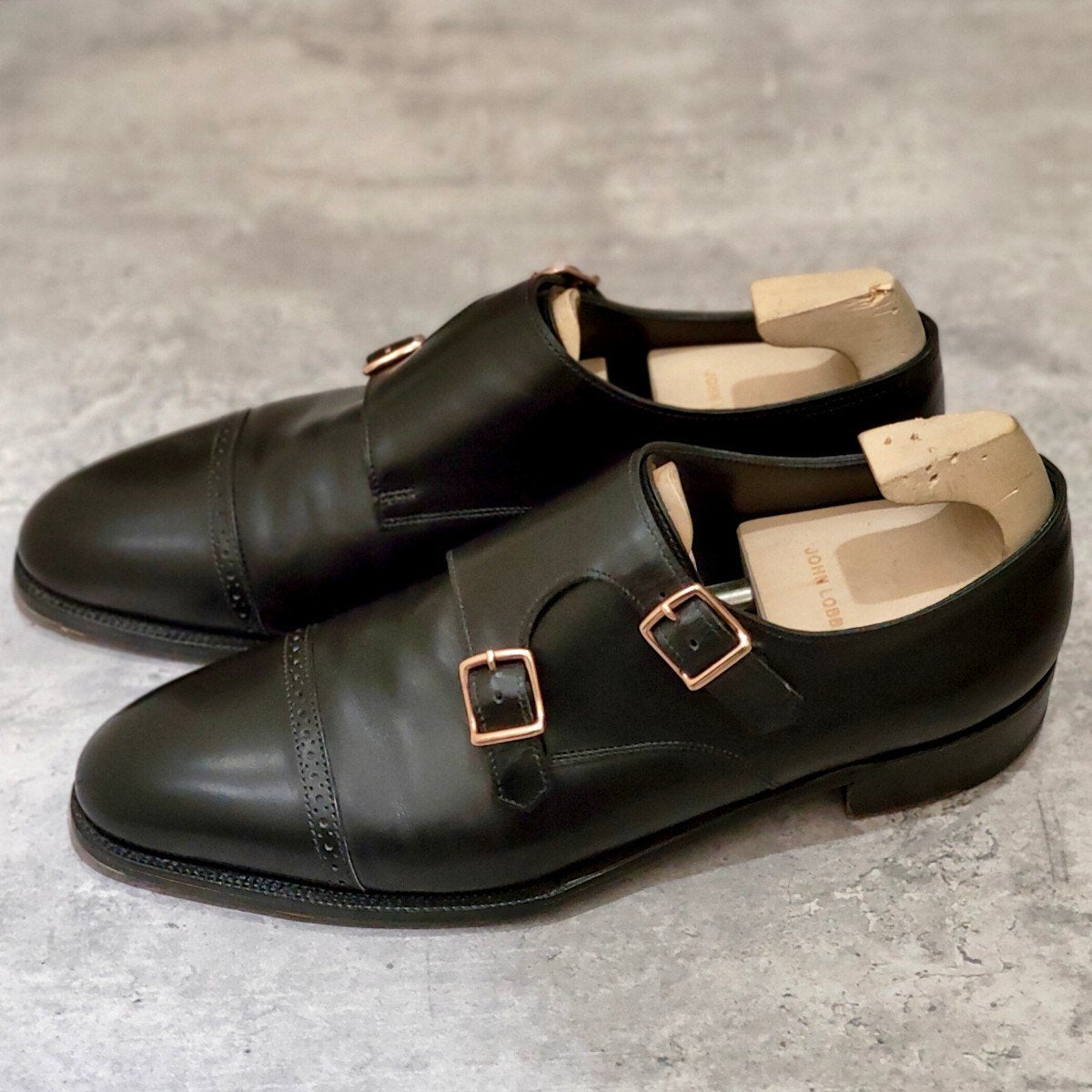 極美品【JOHN LOBB】ジョンロブ フィリップ2 ダブルバックル カーフ ブラック サイズUK6.5E 7000ラスト参考定価¥349,800-