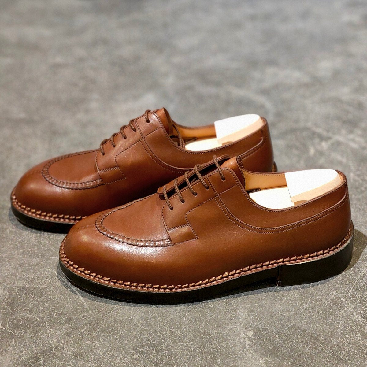 使用数回【J.M.WESTON】ジェイエムウエストン 677 ハントダービー Uチップ ロシアンカーフ タンブラウン サイズ UK7.5D 32ラスト 参考定価¥495,000-