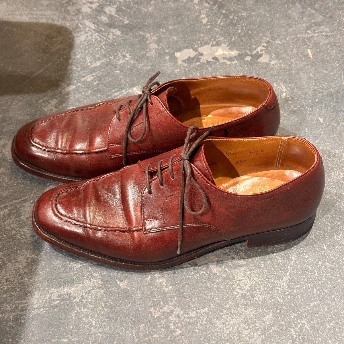 【CROCKETT&JONES】クロケット＆ジョーンズ 8311 Uチップ バーニーズ別注 バーニッシュカーフ バーガンディ サイズUK6.5D