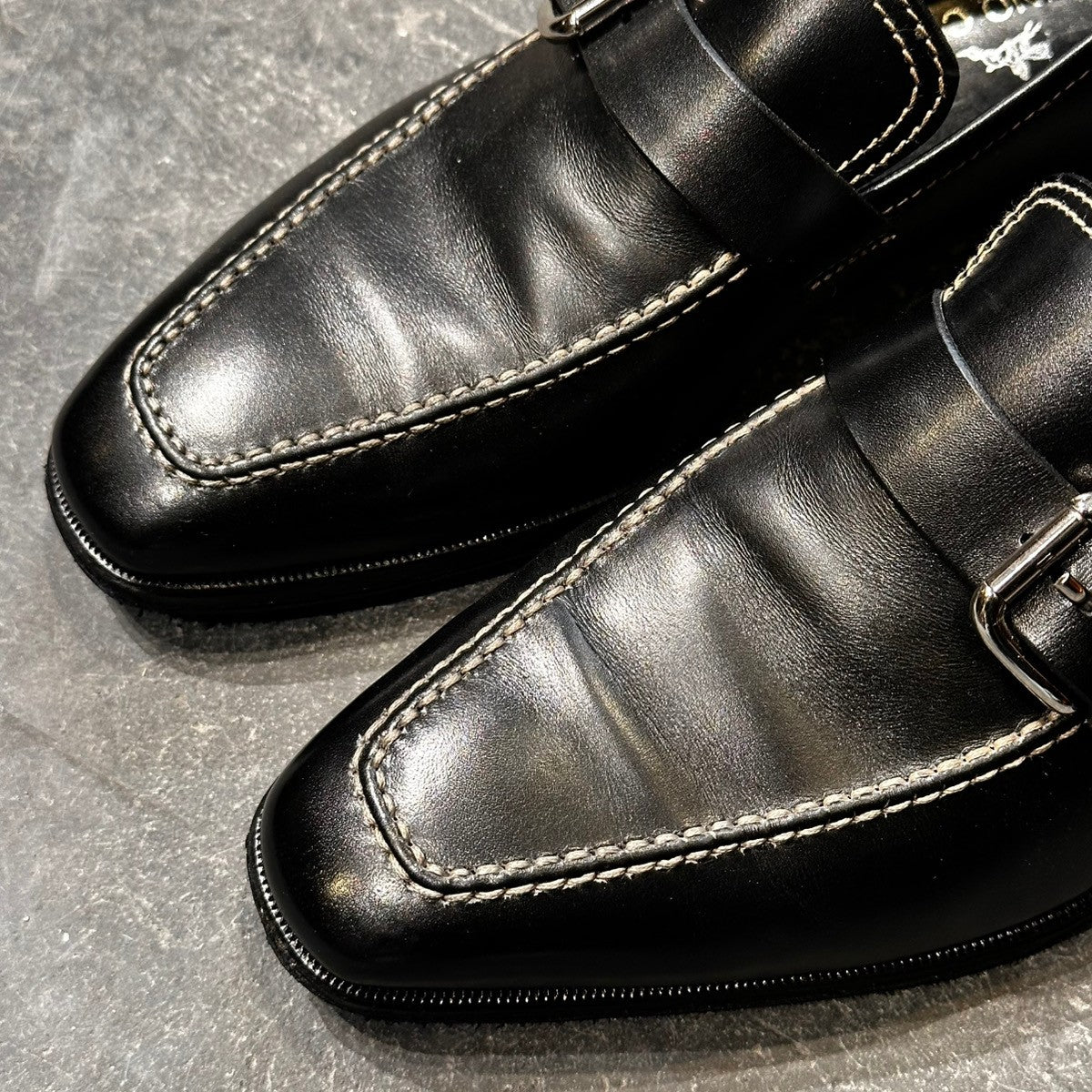 美品【TANINO CRISCI】タニノクリスチー 232311 ローファー シングルモンク ホワイトステッチ ベビーカーフ ブラック アンラインド サイズUK5.5