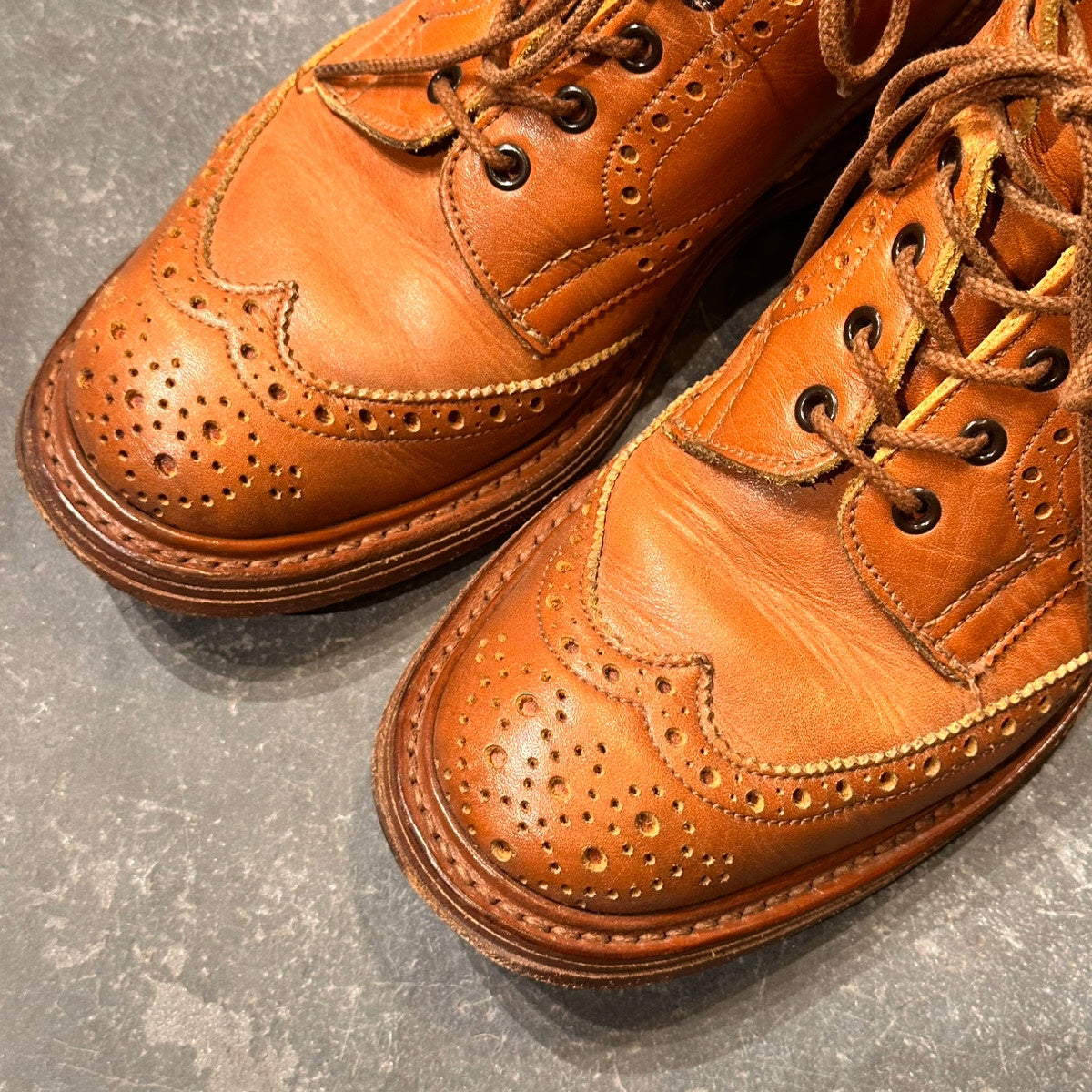 【Tricker`s】トリッカーズ 2508 カントリーブーツ ウイングチップ カーフ ブラウン サイズUK7.5