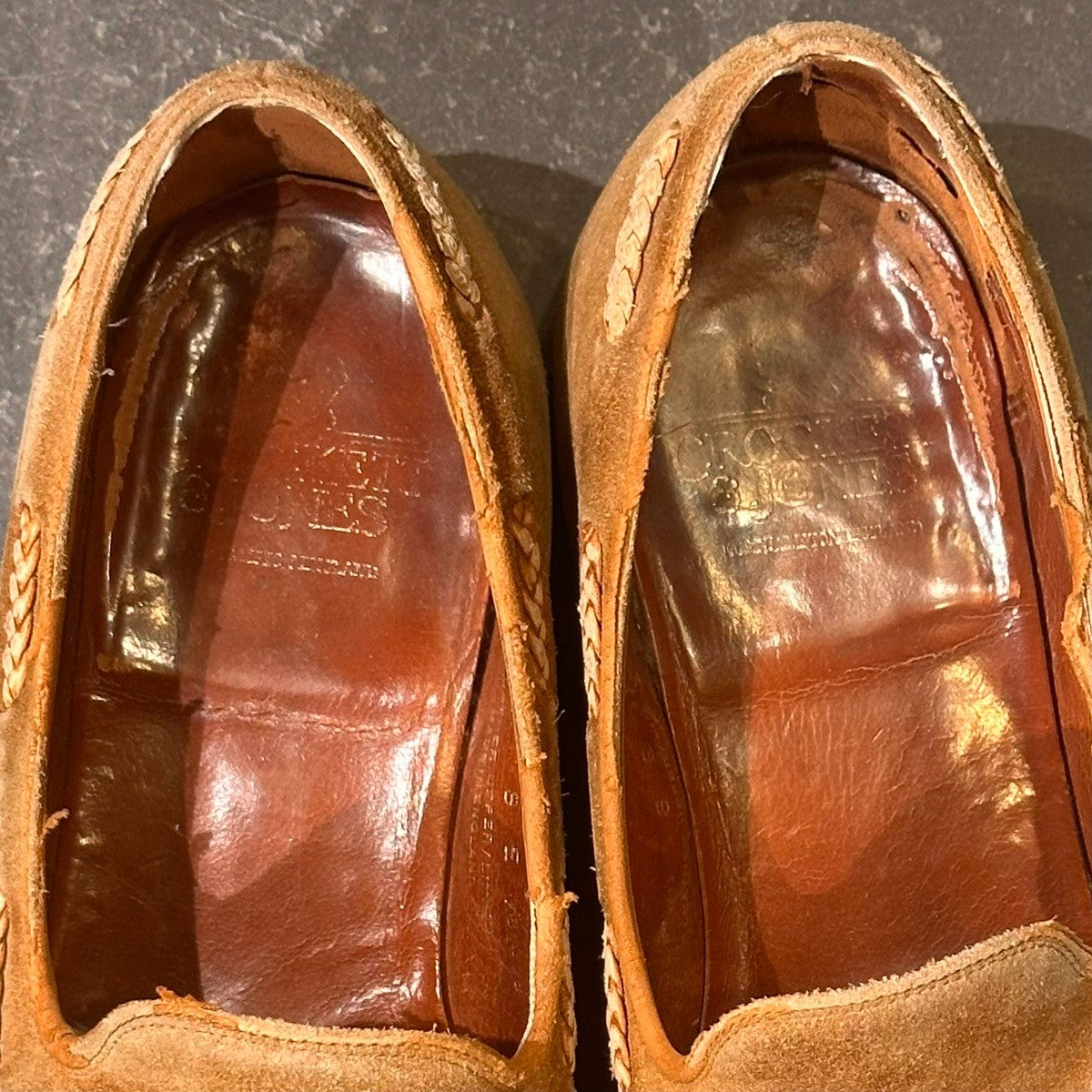 【CROCKETT&JONES】クロケット＆ジョーンズ モデル名不明 タッセルローファー 編み込み スエード ブラウン サイズUK8E