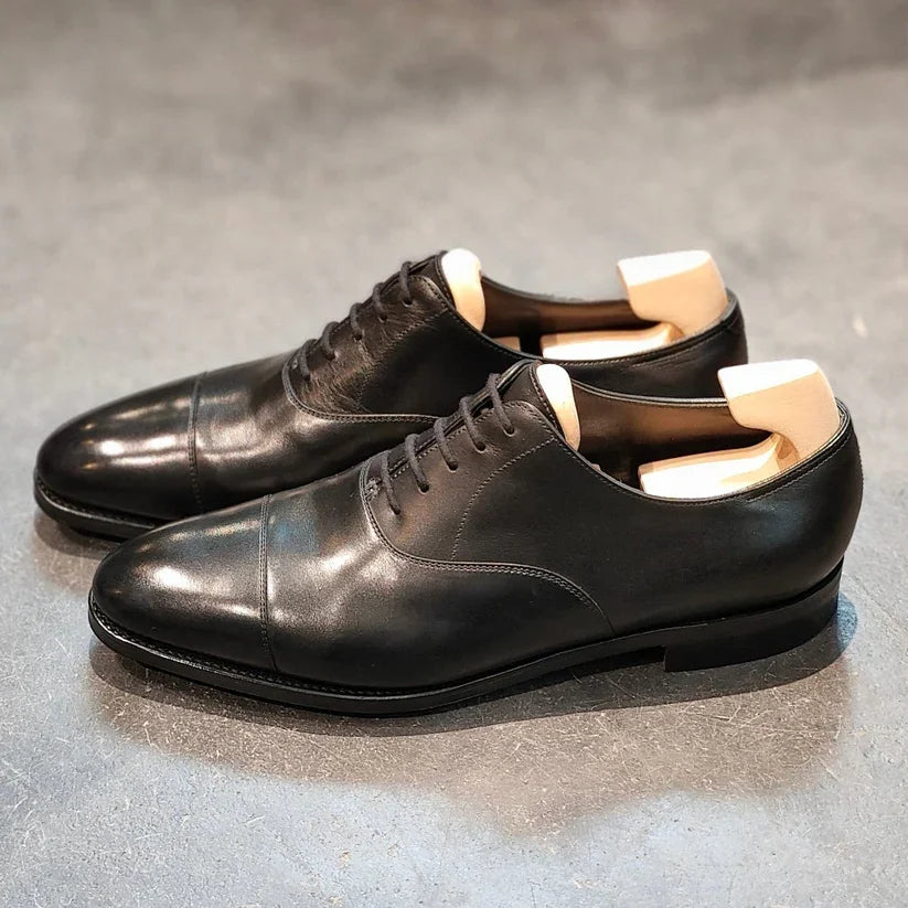 使用数回 【JOHN LOBB】ジョンロブ シティ2 ストレートチップ カーフ ブラック サイズUK6.5E 7000ラスト参考定価￥228,800-