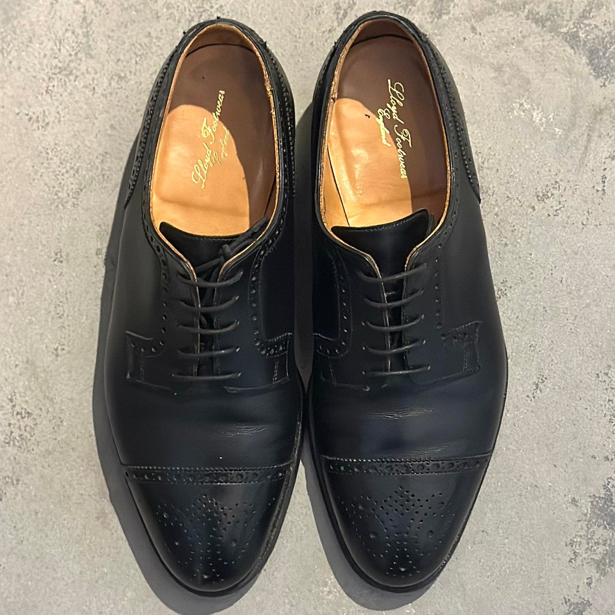 美品【Lloyd Footwear】ロイドフットウェア  セミブローグ BATTERSEA カーフ ブラック サイズ7.5