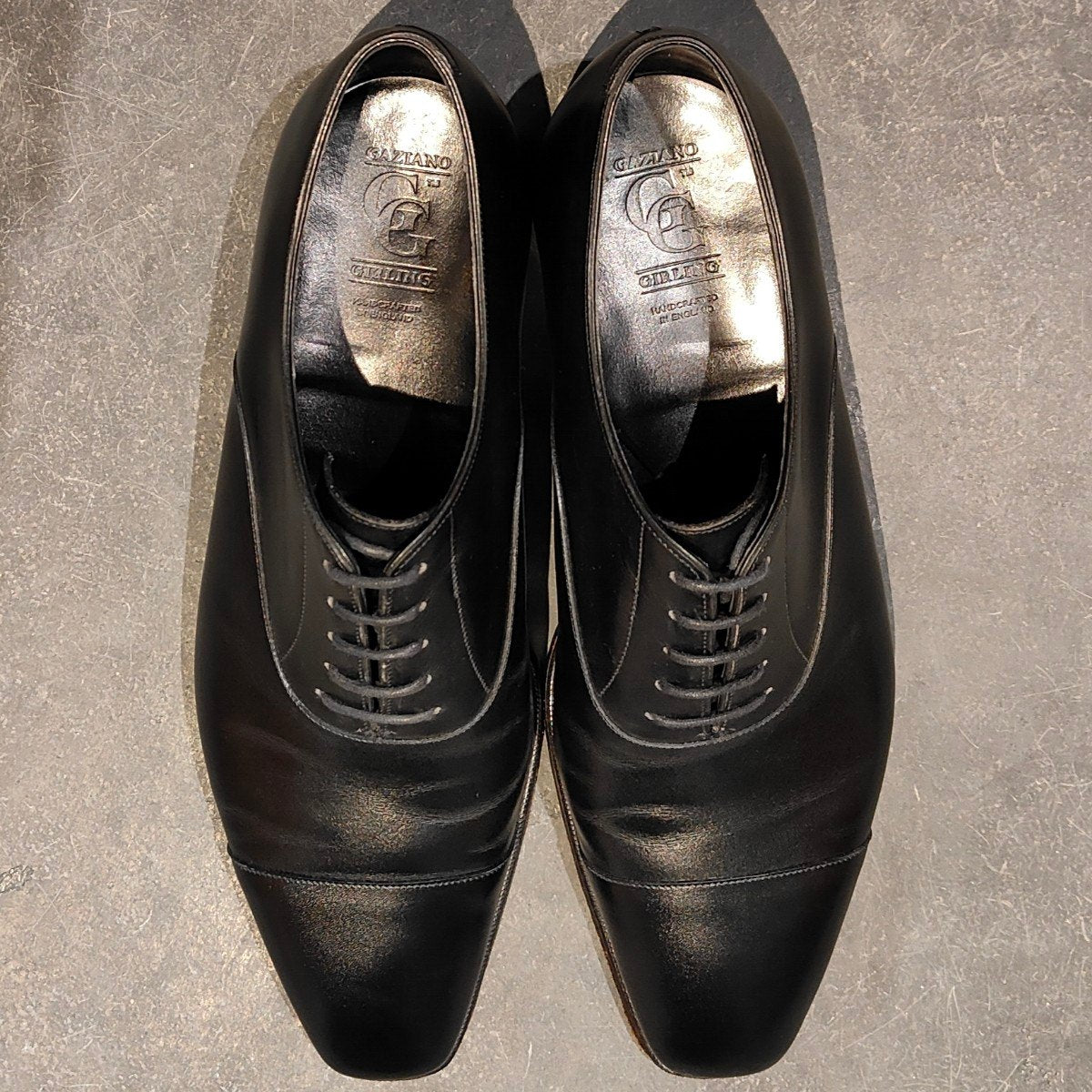 極美品【GAZIANO&GIRLING】ガジアーノ&ガーリング オックスフォード ストレートチップ ブラック サイズ UK8.5E TG73ラスト参考定価￥231,000-