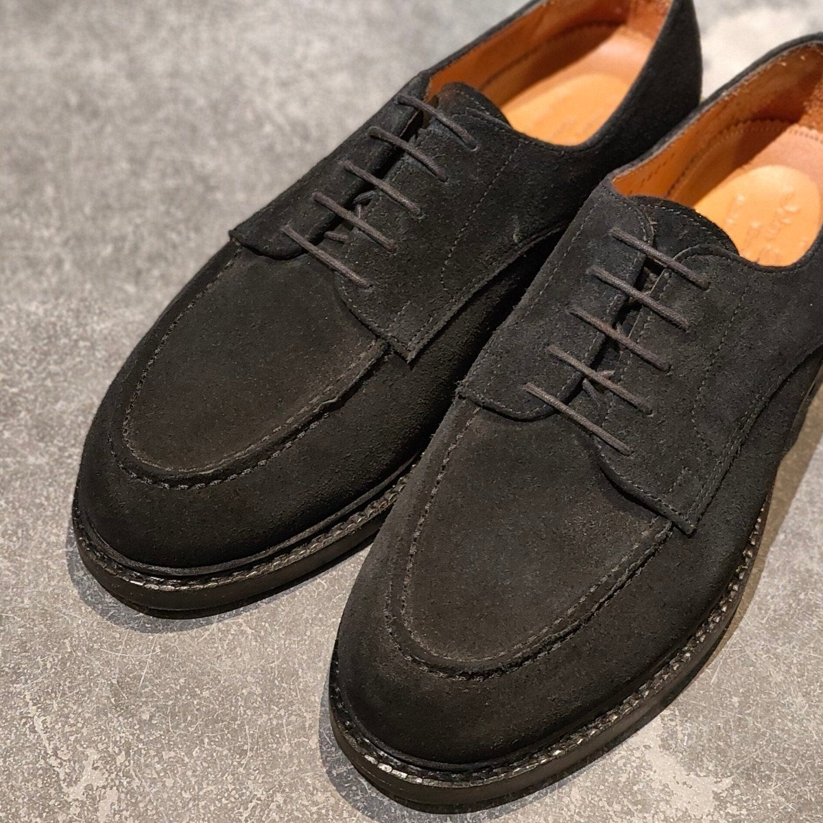 極美品【JALAN SRIWIJAYA】ジャランスリワヤ 99030 Uチップ スエード ブラック サイズUK6.5