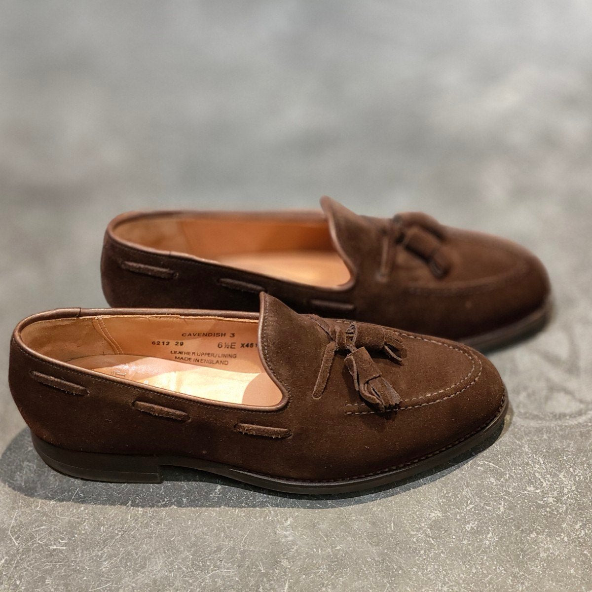 使用数回【CROCKETT&JONES】クロケット&ジョーンズ キャベンディッシュ3 タッセルローファー スエード ダークブラウン サイズ UK6.5E 375ラスト 参考定価￥132,000-