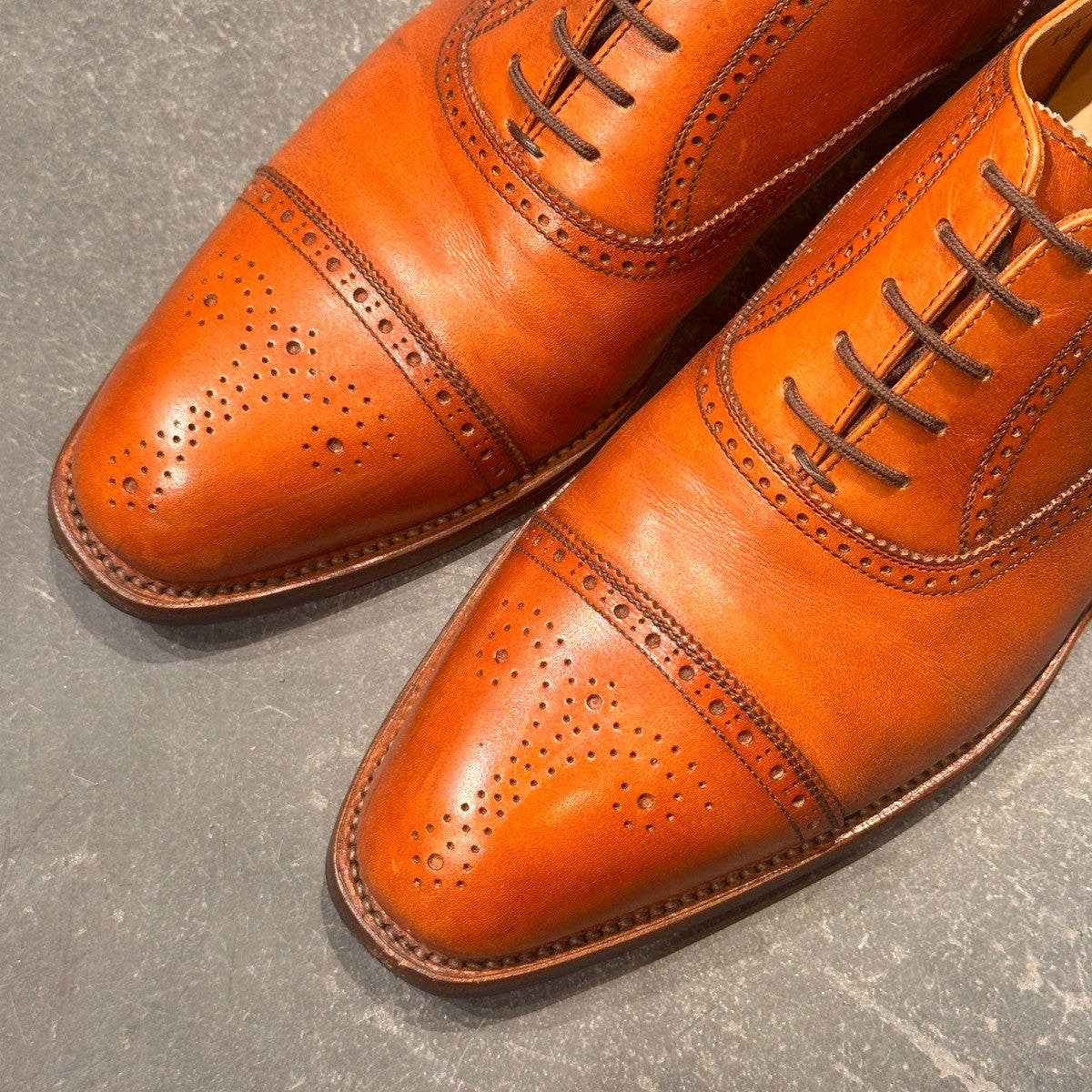 【SCOTCH GRAIN】スコッチグレイン 9040 セミブローグ カーフ ブラウン サイズ25