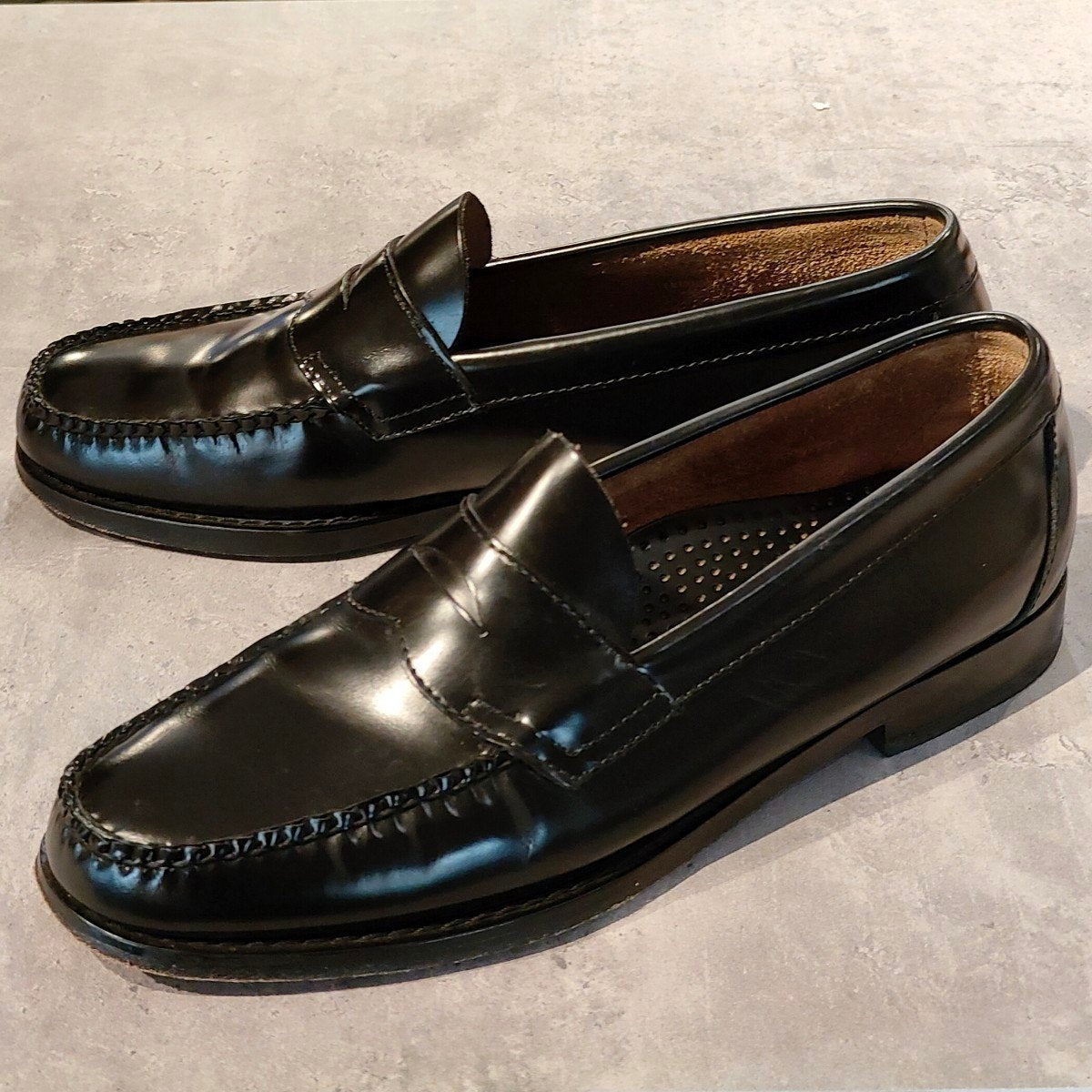 美品【G.H.Bass&Co.】ジーエイチバス 10944 ローガン ローファー ガラスレザー ブラック サイズ US8D