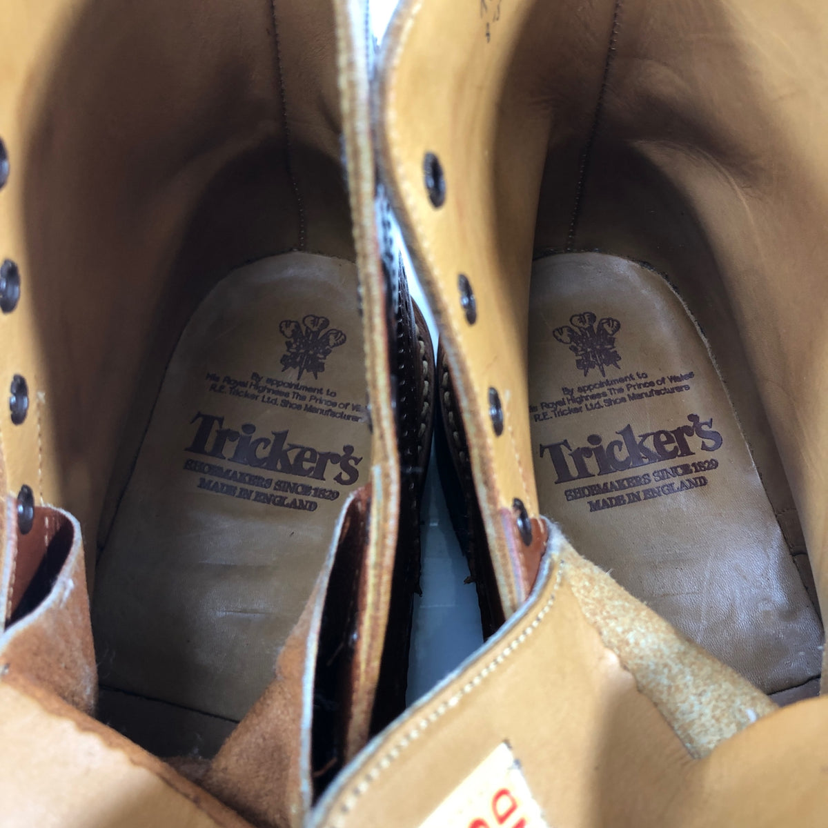 【オンライン限定】【Tricker's】トリッカーズ M2508 ウィングチップ カントリーブーツ メンズ サイズ 8 ブラウン