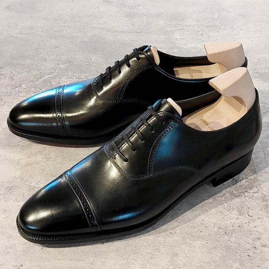 未使用【JOHN LOBB】ジョンロブ フィリップ2 パンチドキャップトゥ カーフ ブラック サイズUK7.5E 7000ラスト 参考定価￥349,800-