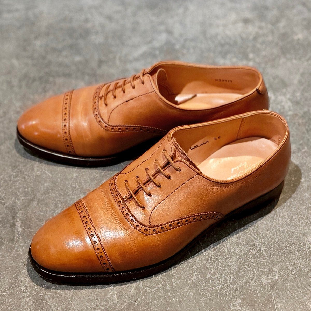 美品【Lloyd Footwear】ロイドフットウェア マスターロイド ウェルハム パンチドキャップトゥ ブラウン サイズUK6E