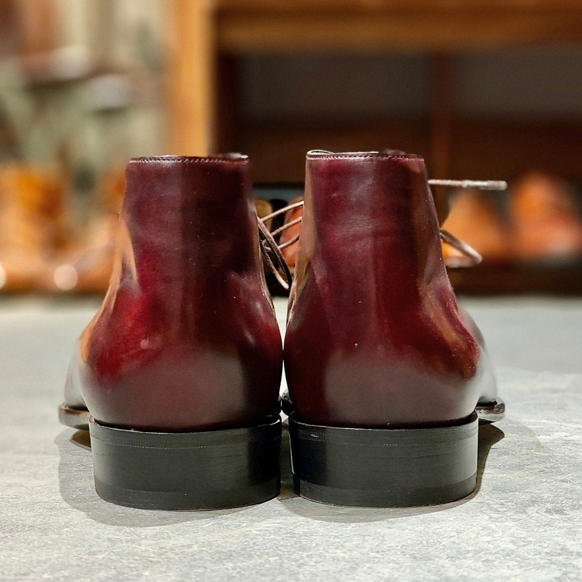 希少 新品未使用【JOHN LOBB】ジョンロブ  Rスタンプ フォーウィ 2015イヤーモデル チャッカブーツ ミュージアムカーフ バーガンディ サイズUK11E 8695ラスト