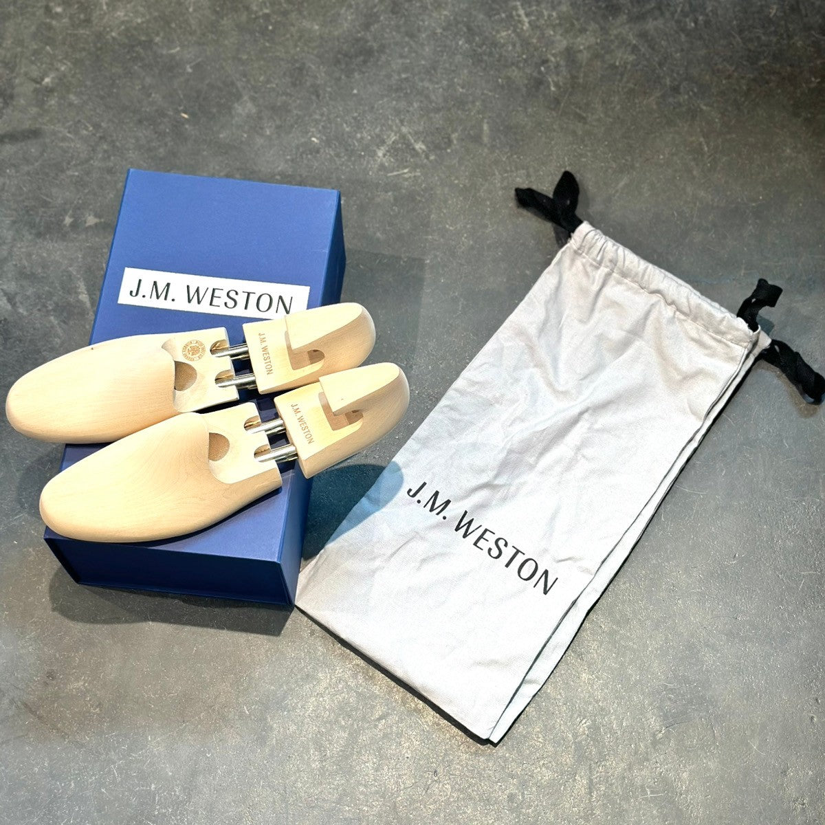 極美品【J.M.WESTON】ジェイエムウエストン シグネチャーローファー 180 ボックスカーフ トゥカンバーガンディ サイズ 6B 41ラスト