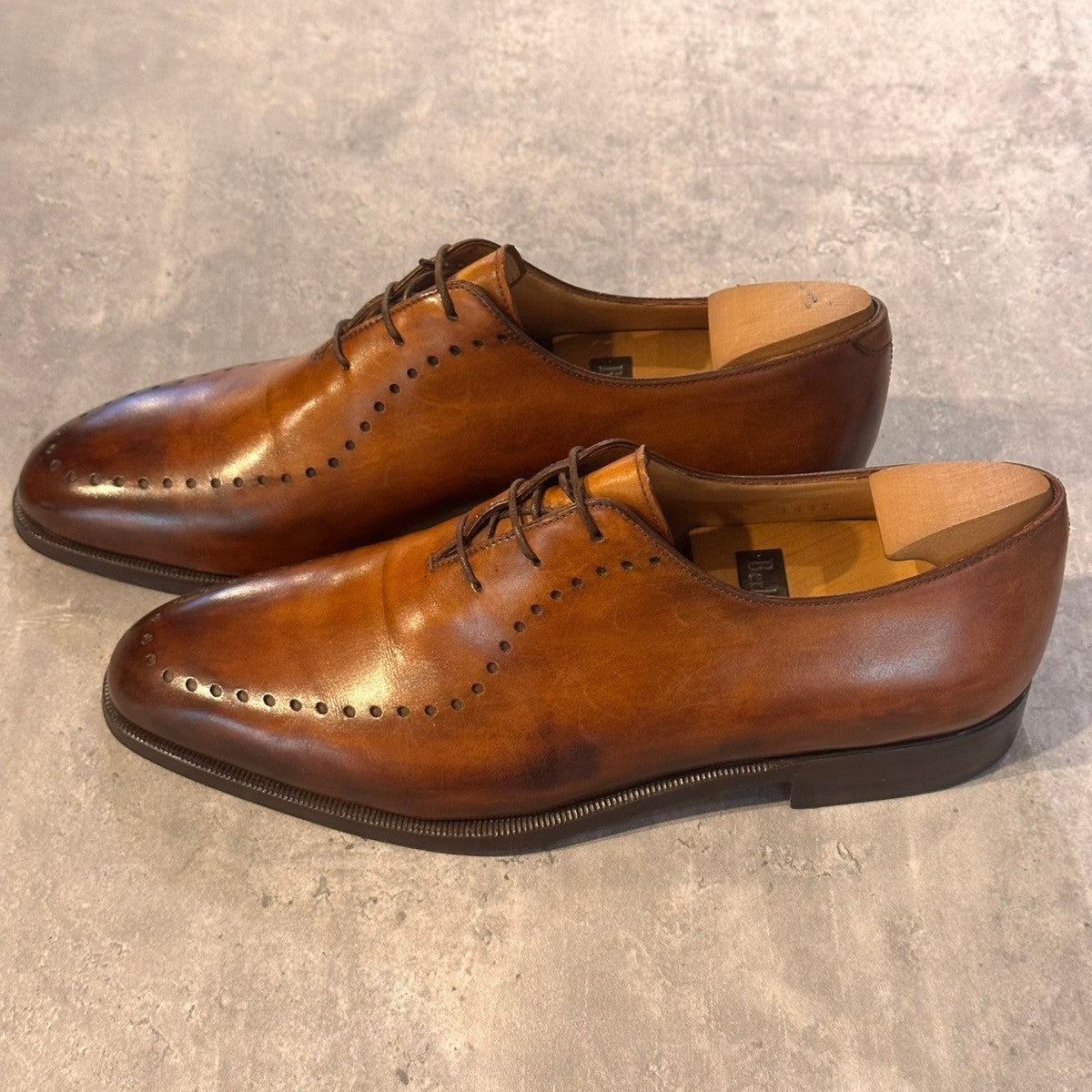 【BERLUTI】ベルルッティ 1402 アレッサンドロ ホールカット パティーヌ カーフ ブラウン サイズUK8