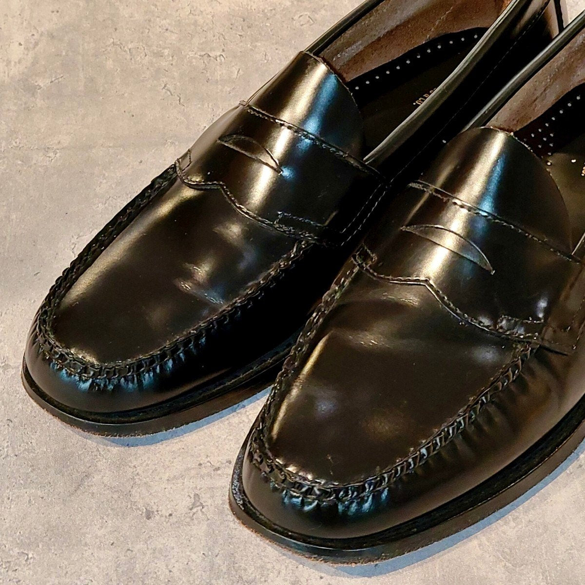 美品【G.H.Bass&Co.】ジーエイチバス 10944 ローガン ローファー ガラスレザー ブラック サイズ US8D