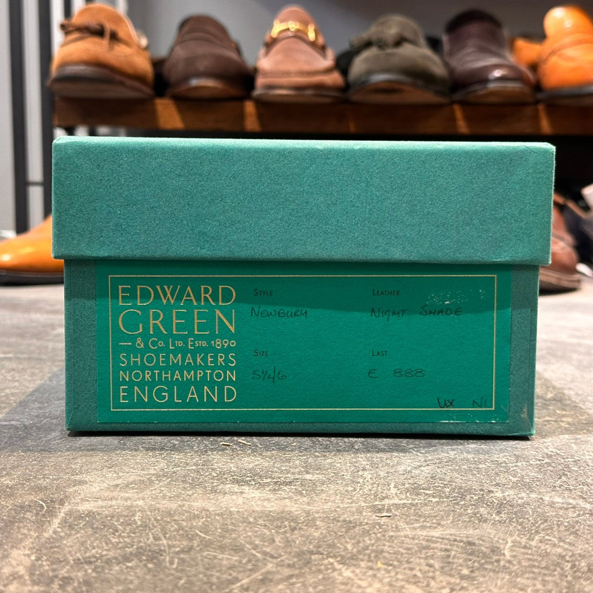 試着程度極美品【EDWARD GREEN】エドワードグリーン ニューバリー ホールカット カーフ バーガンディ サイズUK5.5E 888ラスト
