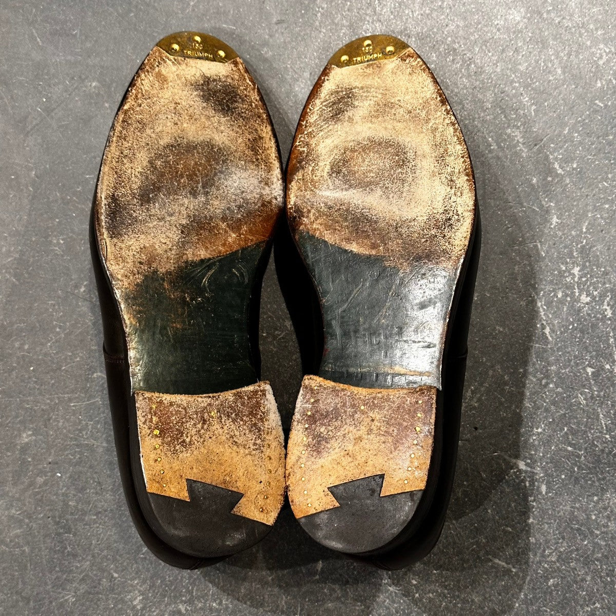 【Tricker’s】トリッカーズ M7640 ストレートチップ 外羽根 カーフ ブラウン サイズUK9.5