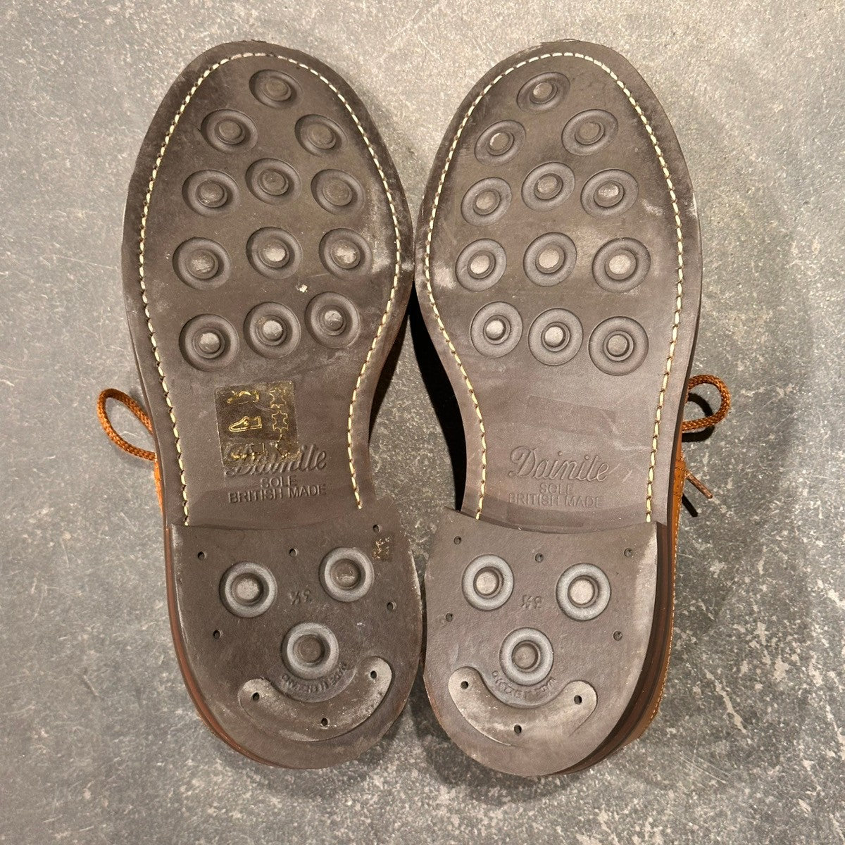 Tricker's】トリッカーズ M5633 ウイングチップ カーフ エイコン