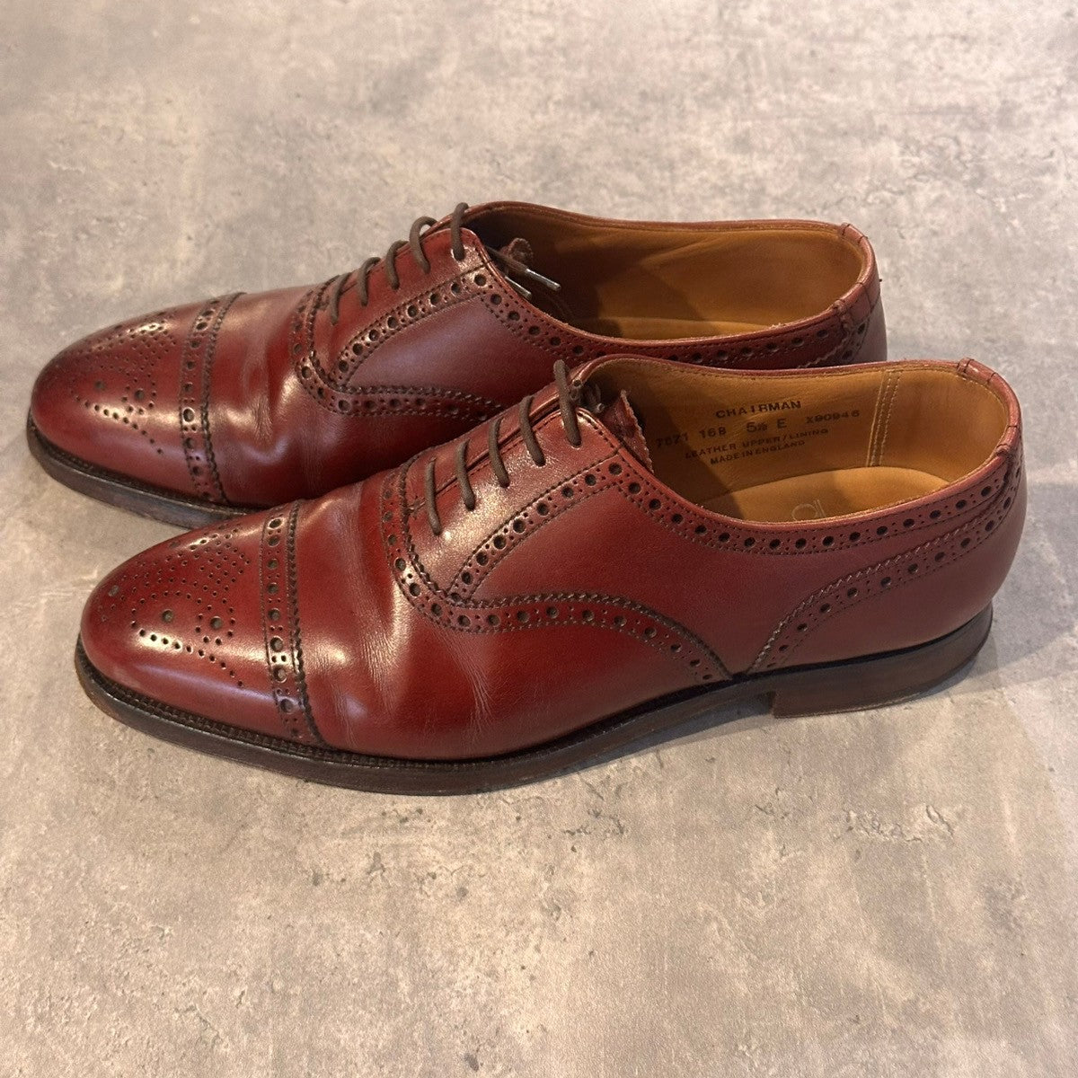【CROCKETT&JONES】クロケット＆ジョーンズ チェアマン セミブローグ カーフ バーガンディ サイズUK5.5E 236ラスト