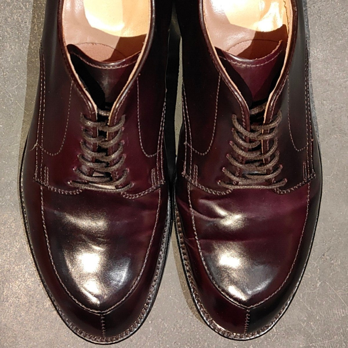 Alden オールデン Vチップ コードバン8 1/2バーガンディ Alden オールデン Vチップ コードバン8 1/2バーガンディ オールデン V